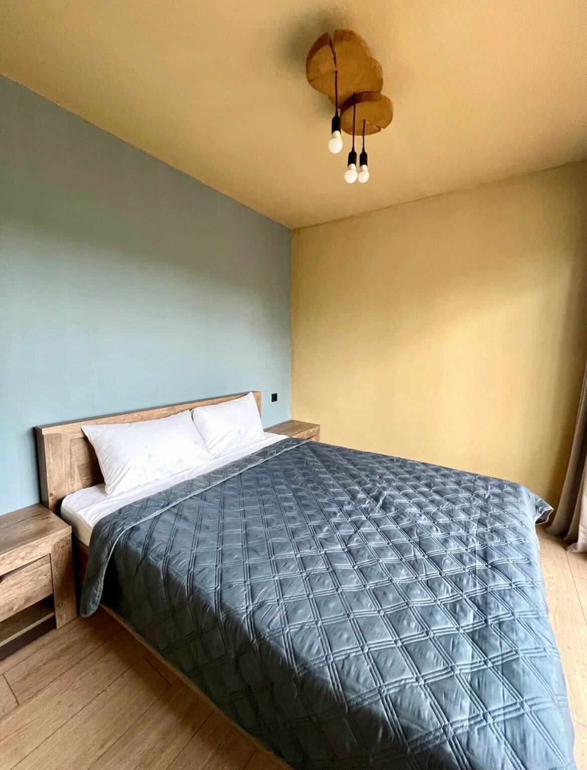 Дом с видом на озеро