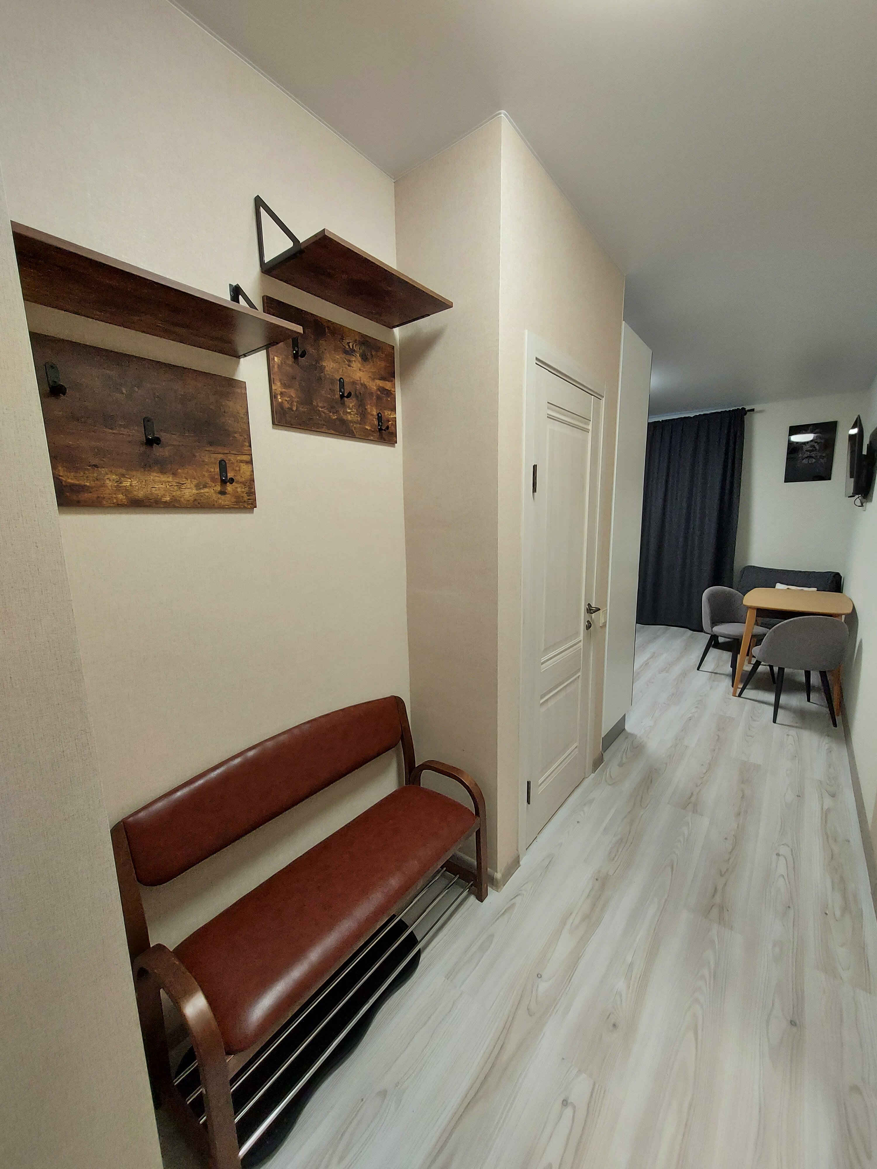 Номер-студия с кроватью размера "king-size" и диван-кроватью