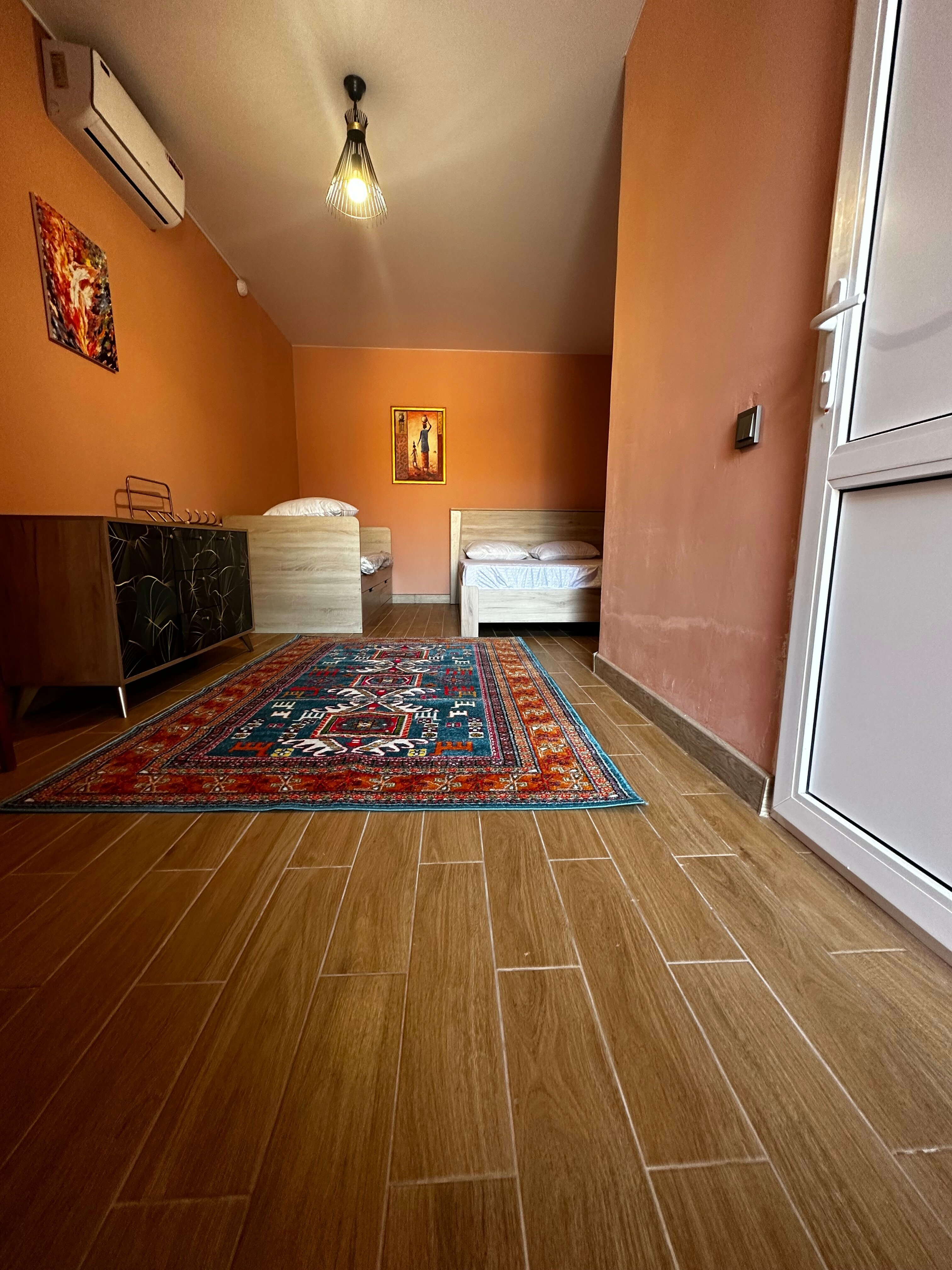 Трехместный номер с ванной