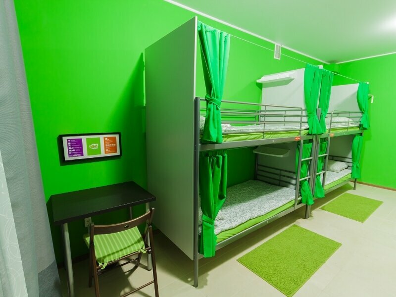 Общий 8-местный номер для мужчин