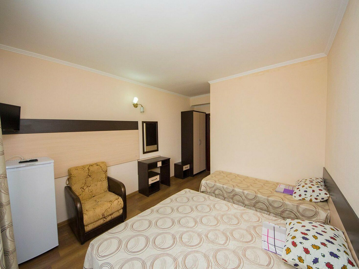 Улучшенный трехместный номер