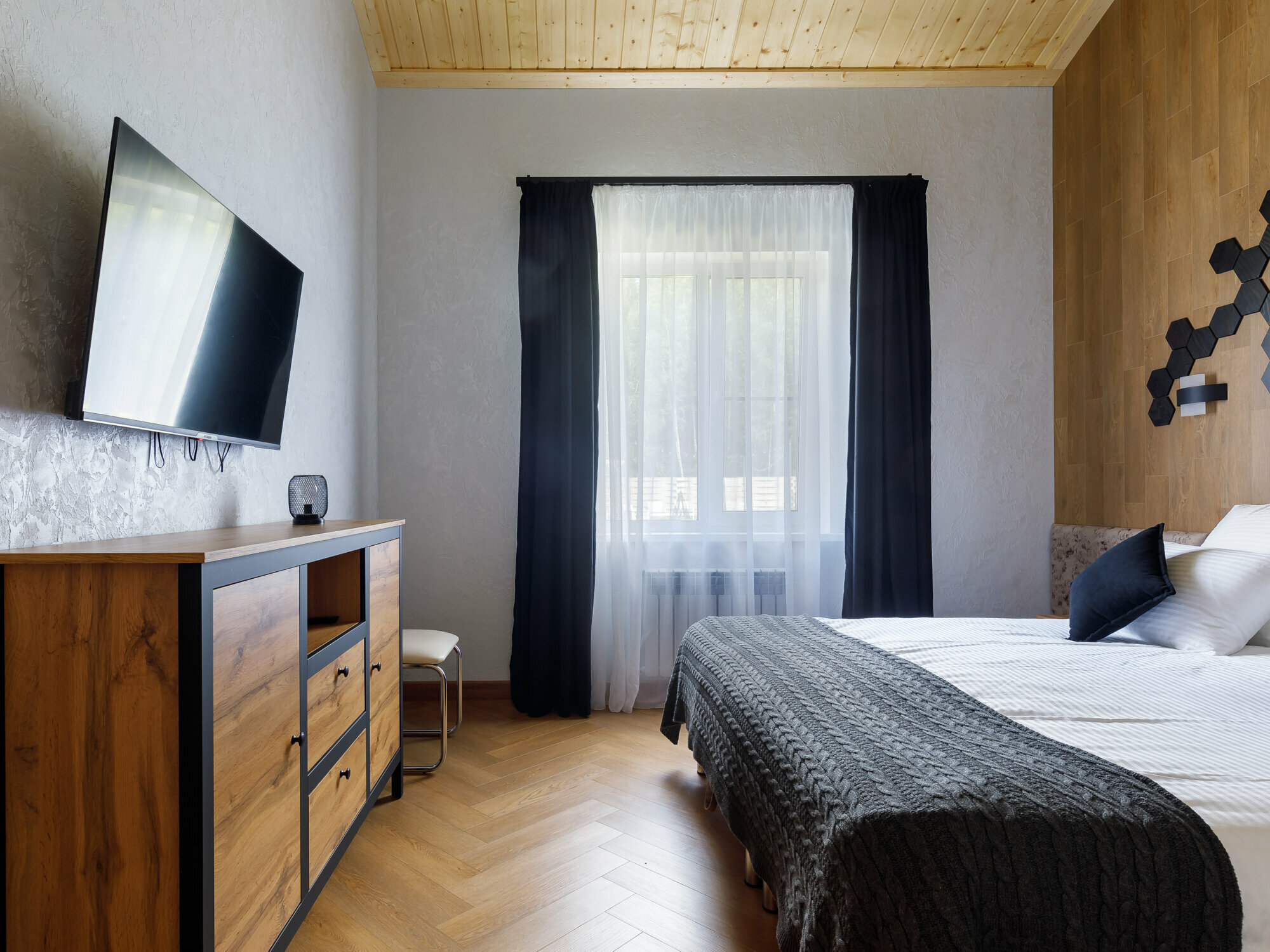 Коттедж с видом на лес