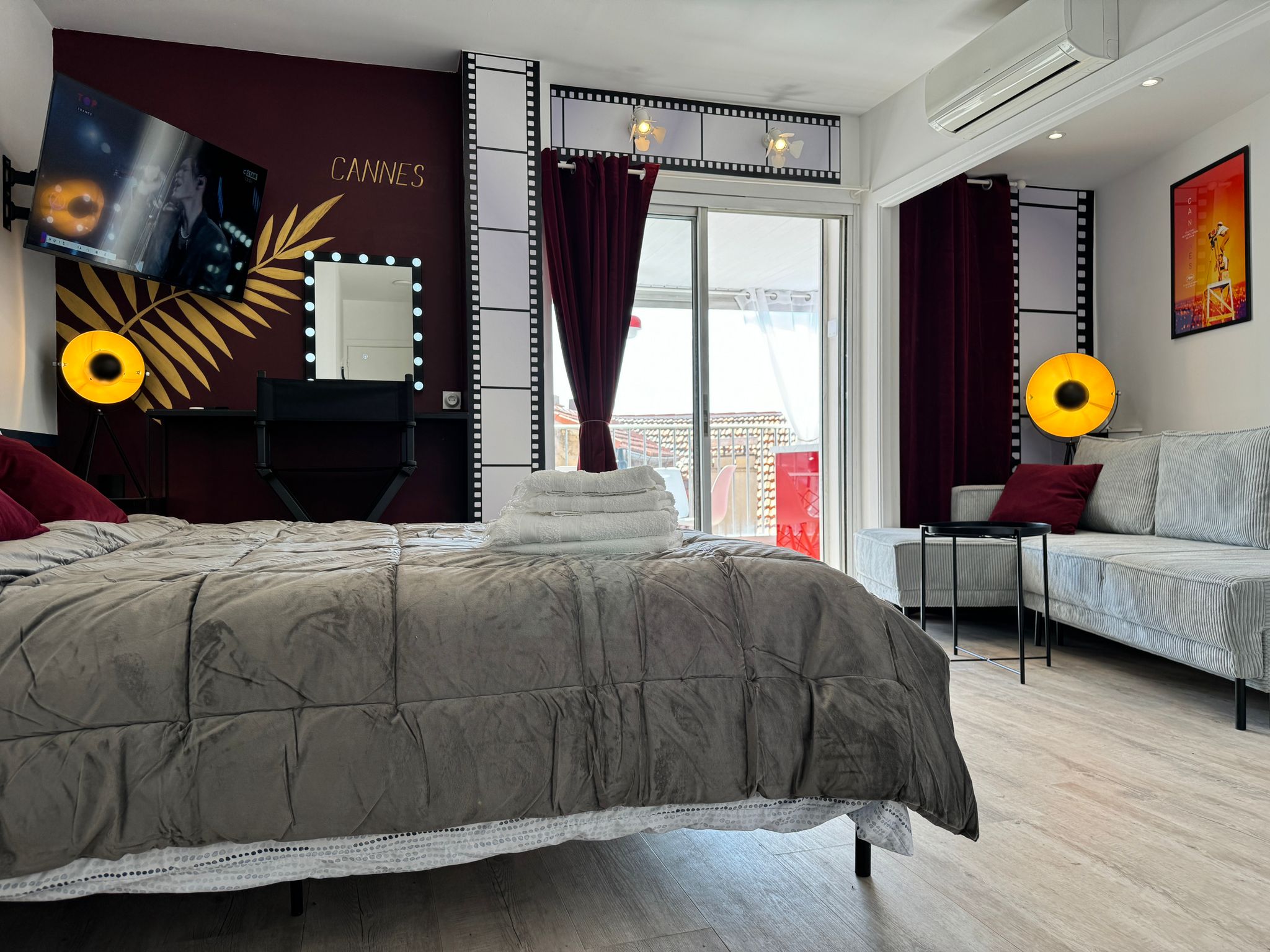 Трехместный номер с видом на город