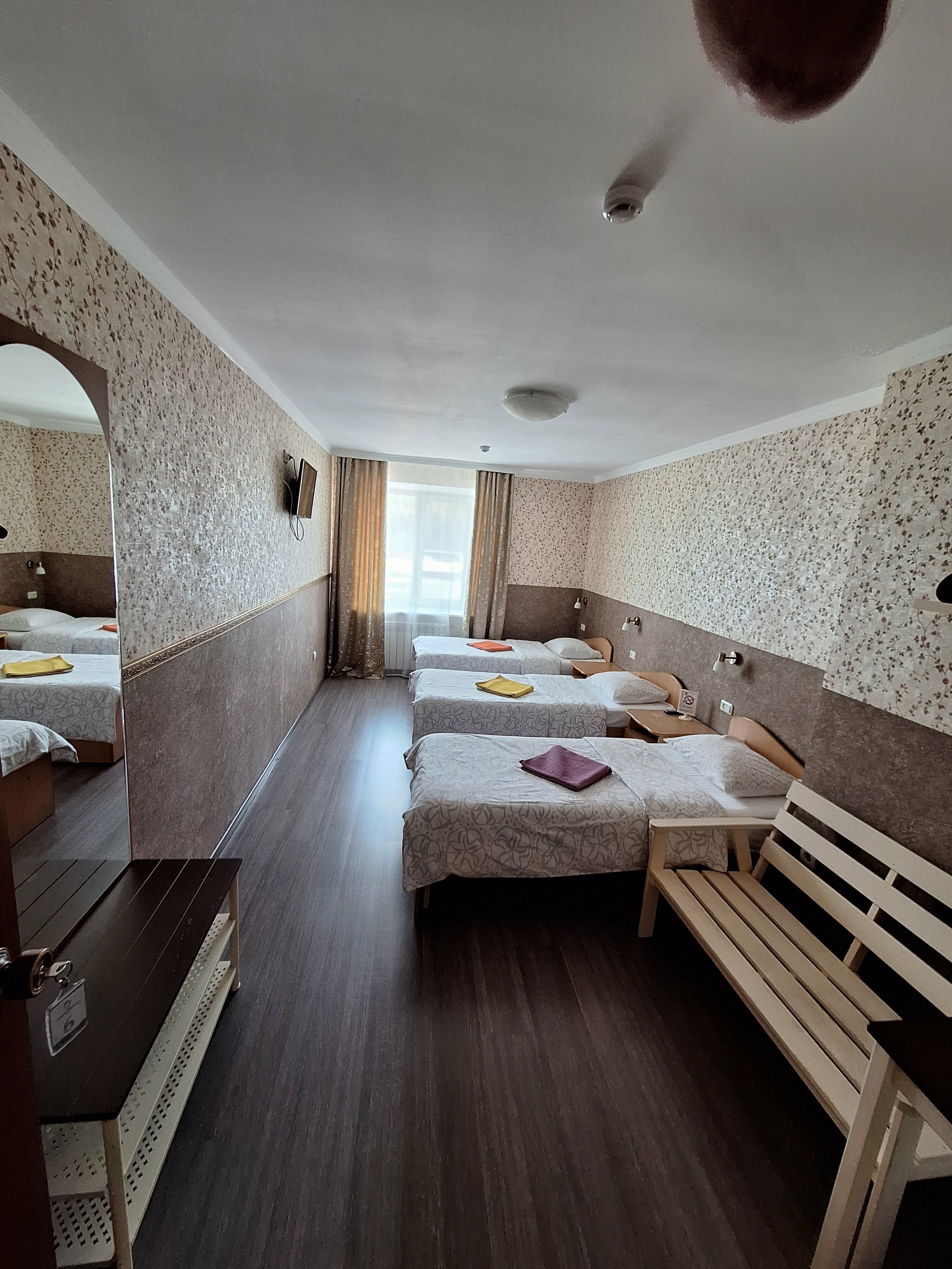 Стандартный трехместный номер