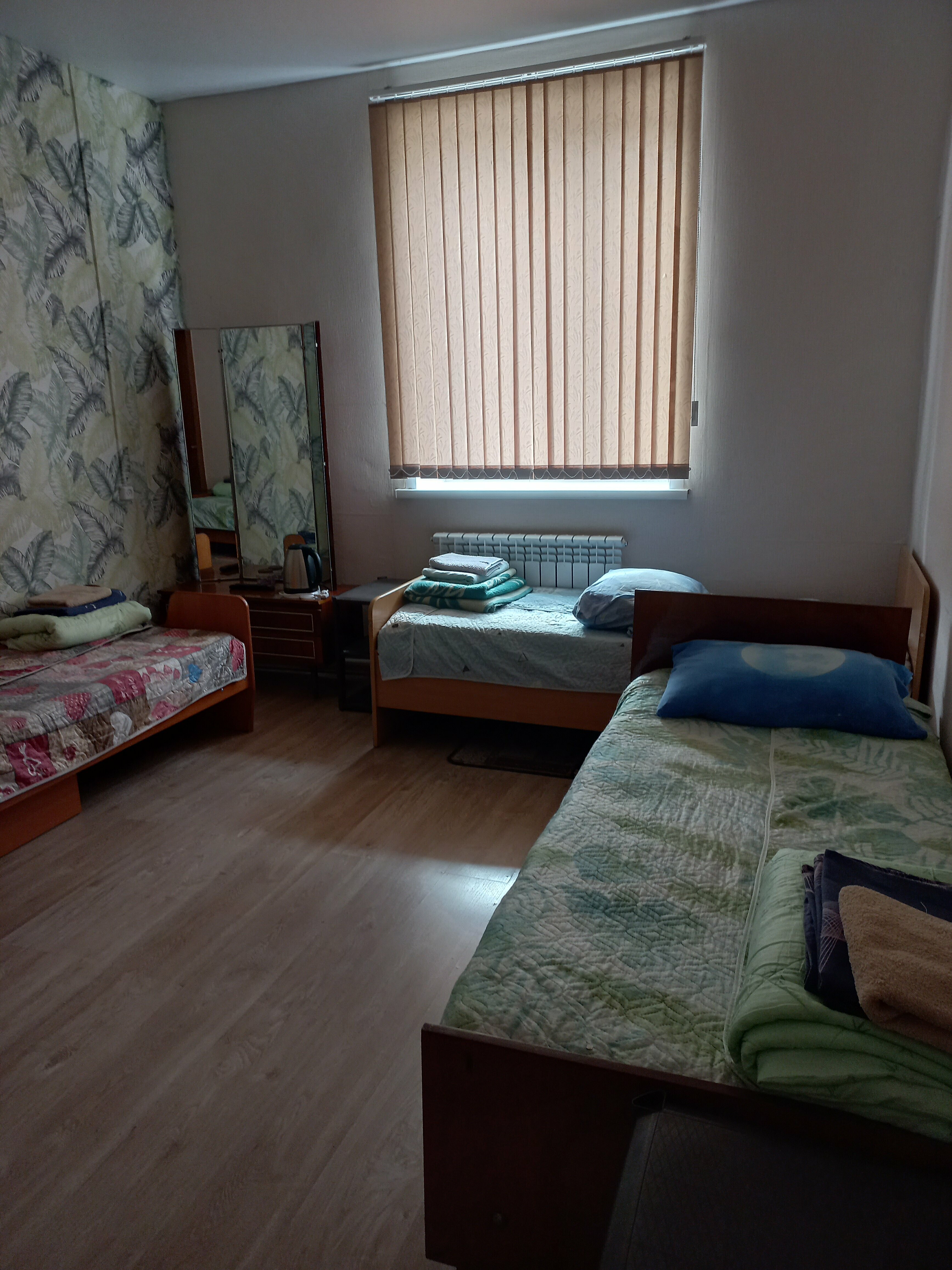 Четырехместный номер эконом-класса