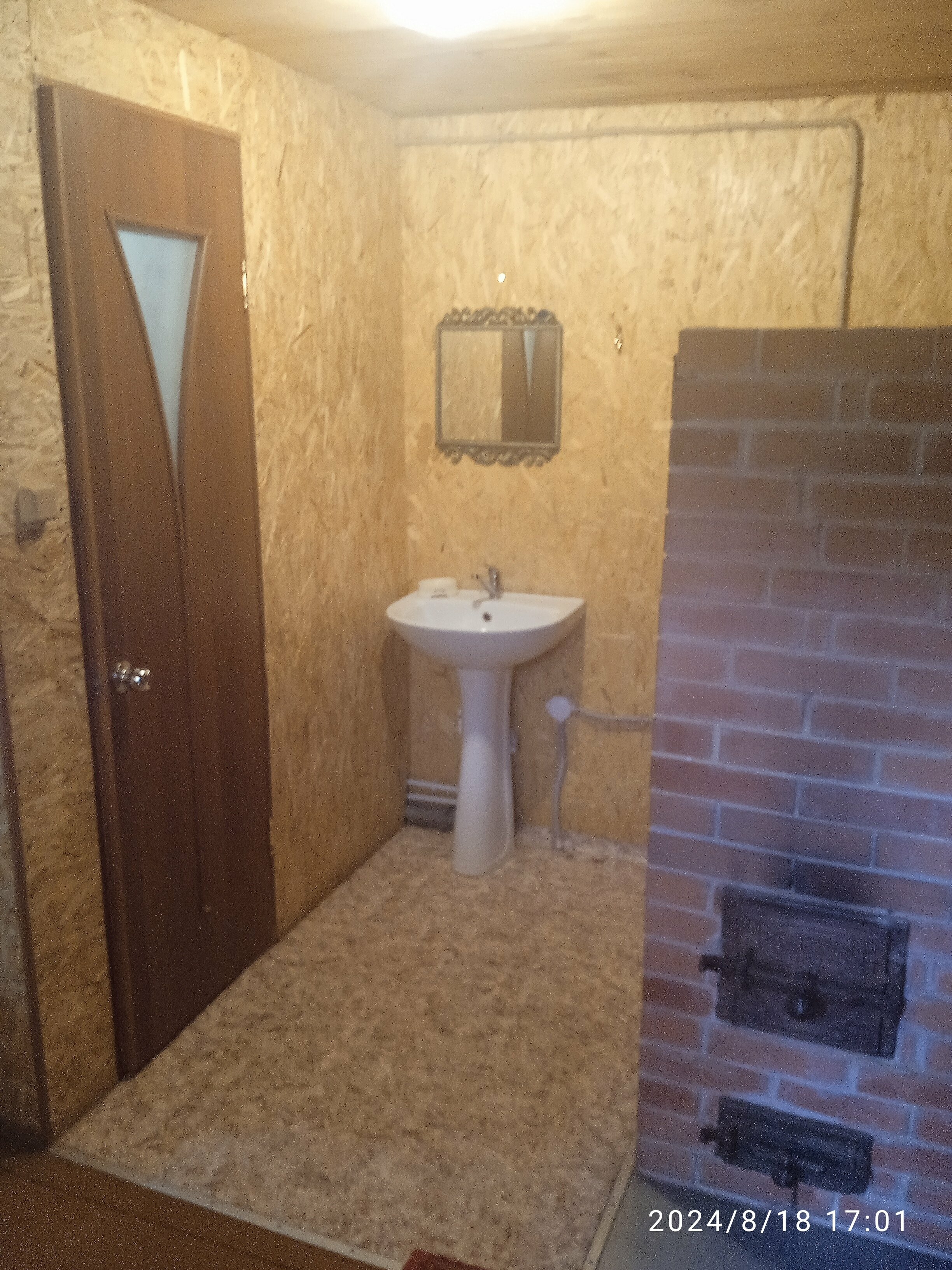 Cемейный номер с собственной ванной комнатой