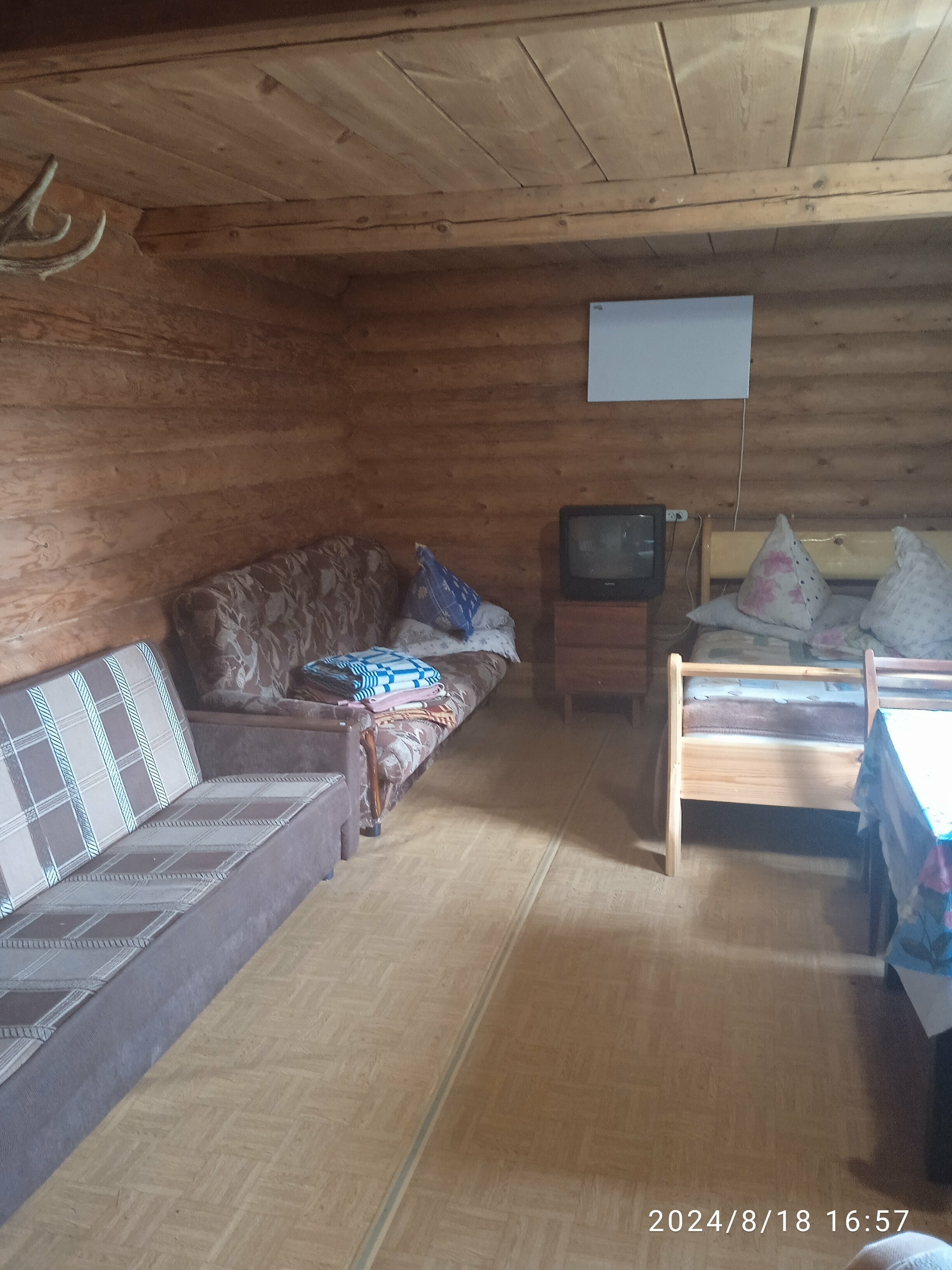 Cемейный номер с собственной ванной комнатой