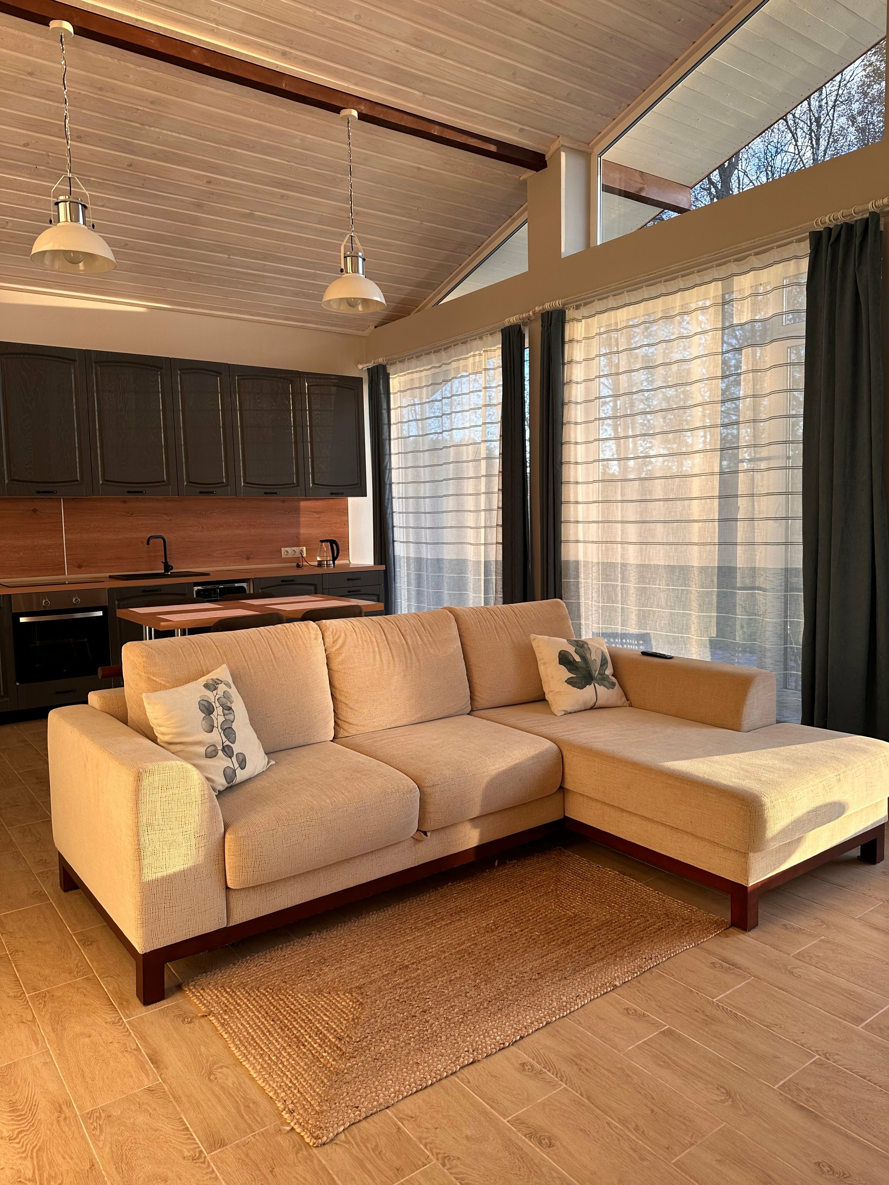 Коттедж с видом на озеро