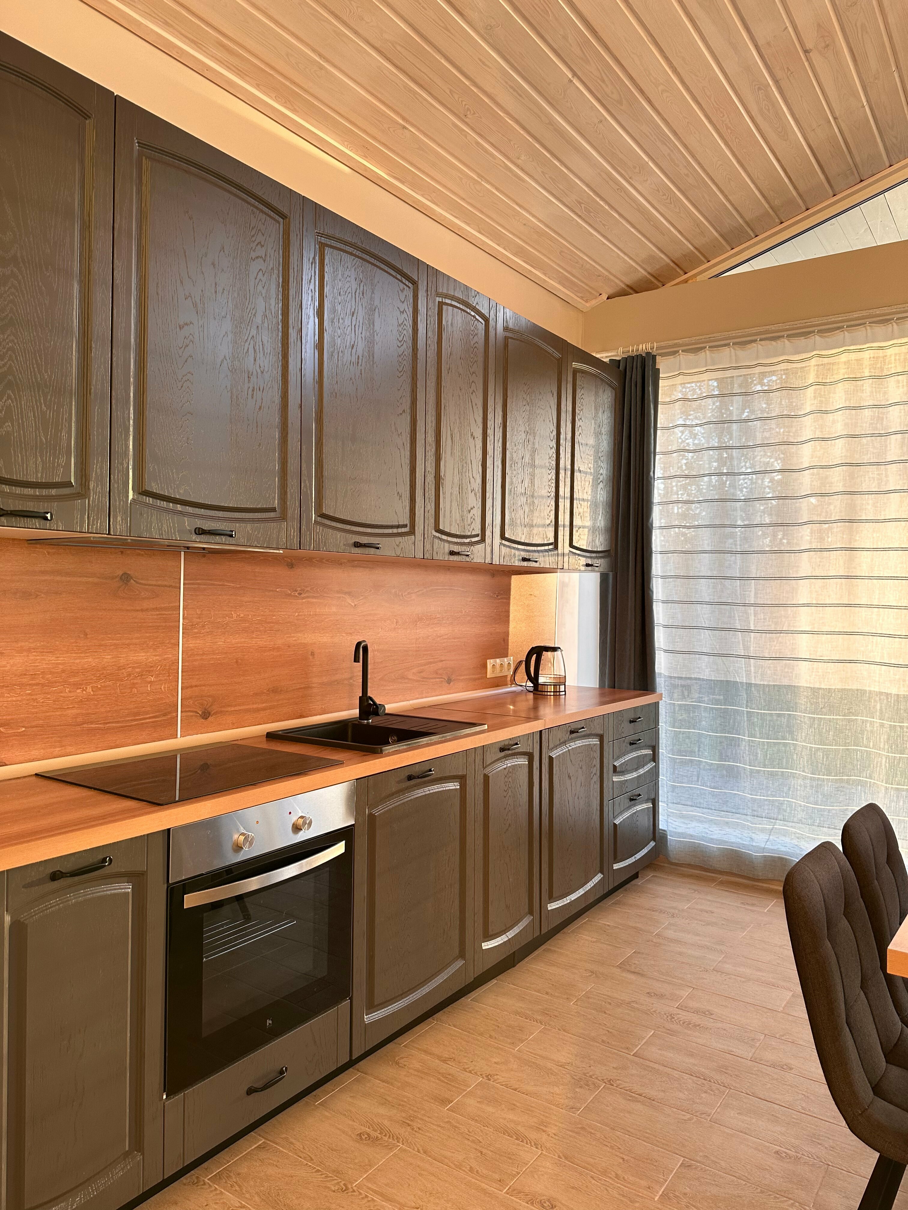 Коттедж с видом на озеро