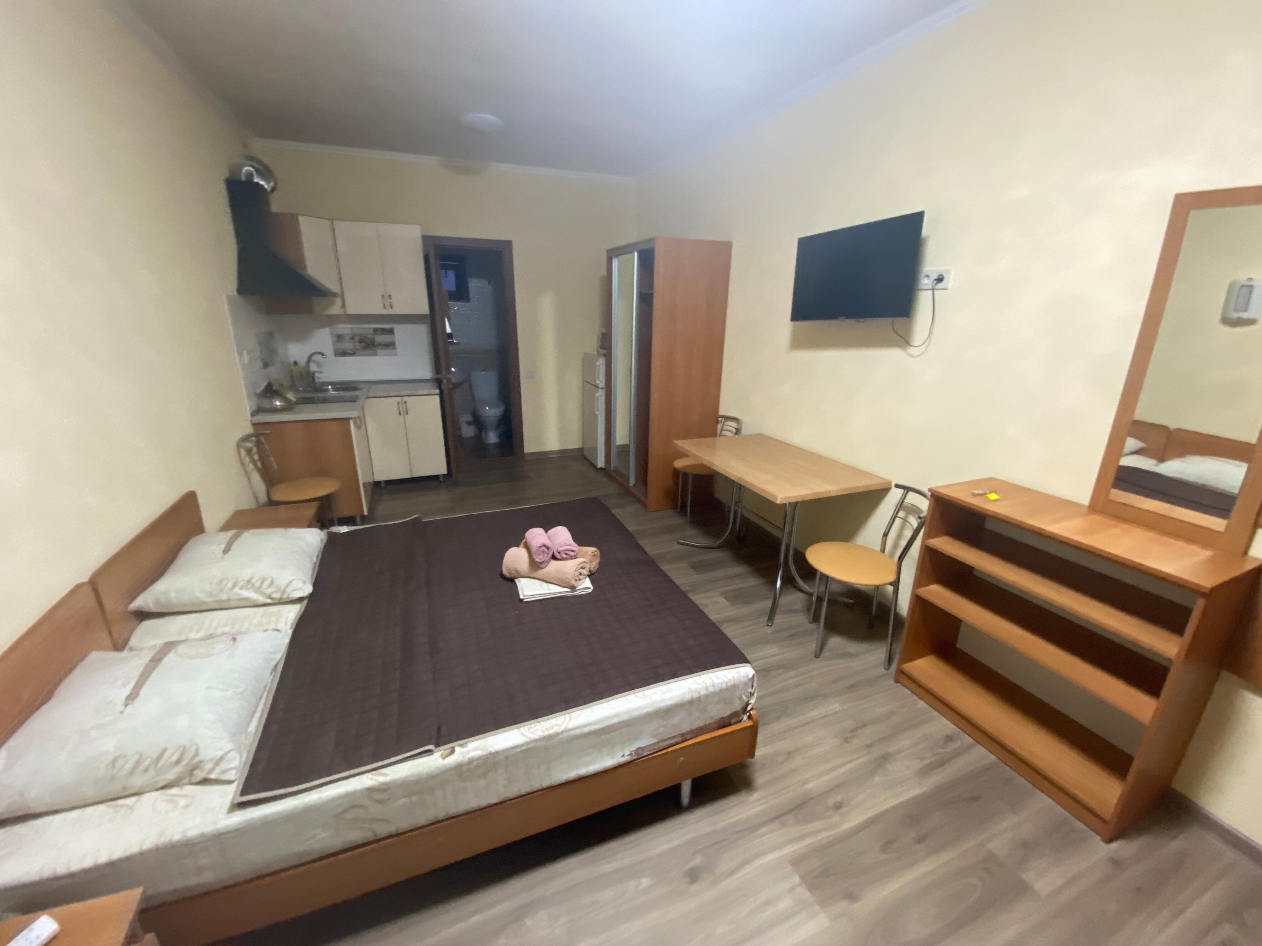 Трехместный номер с балконом