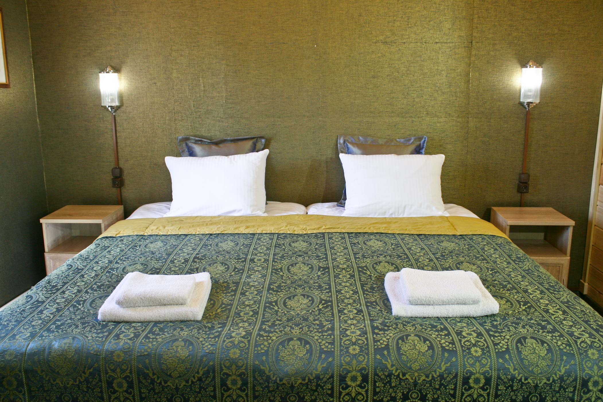 Классический трехместный номер