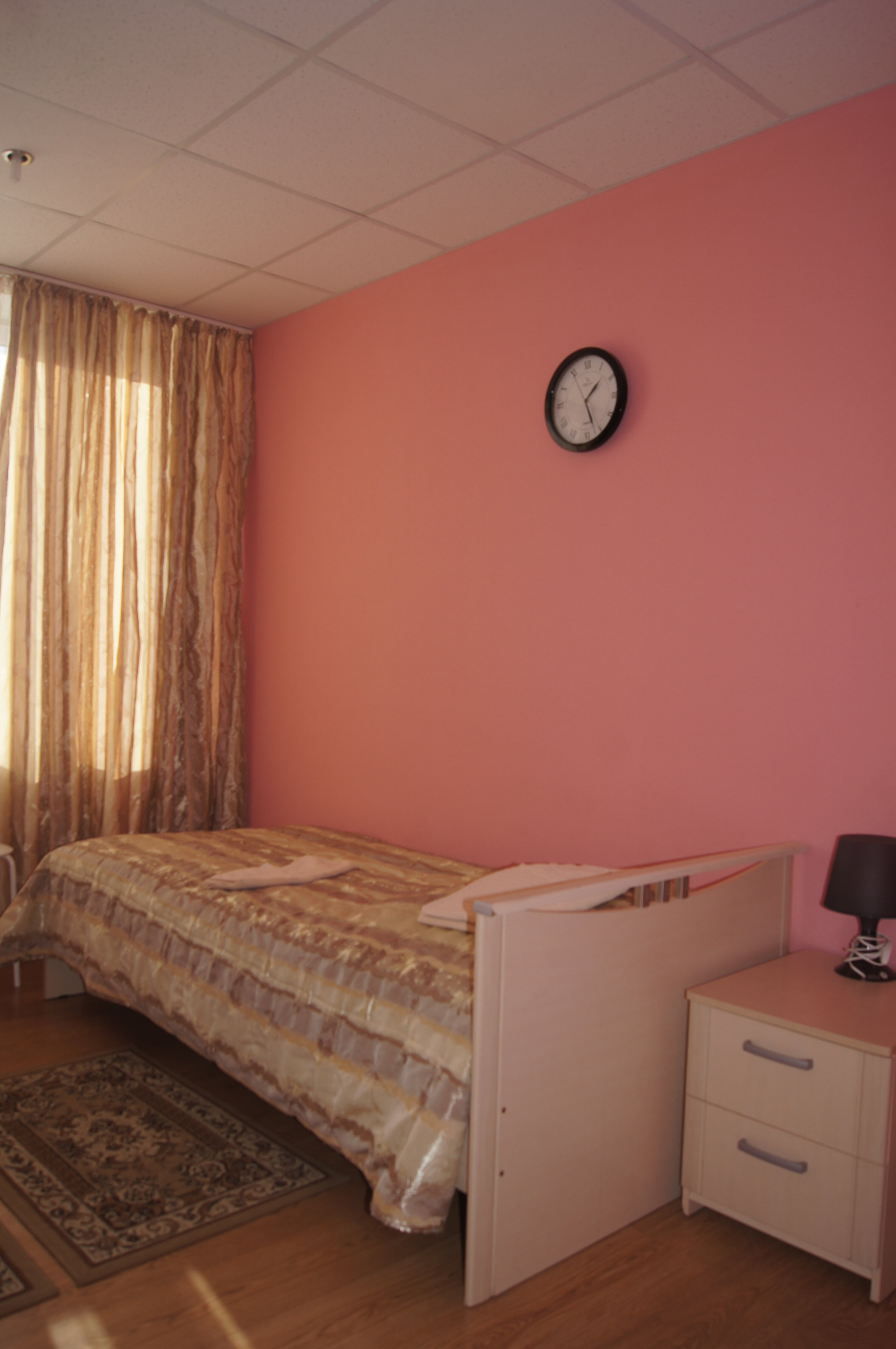 Одноместный номер с общим душем и туалетом