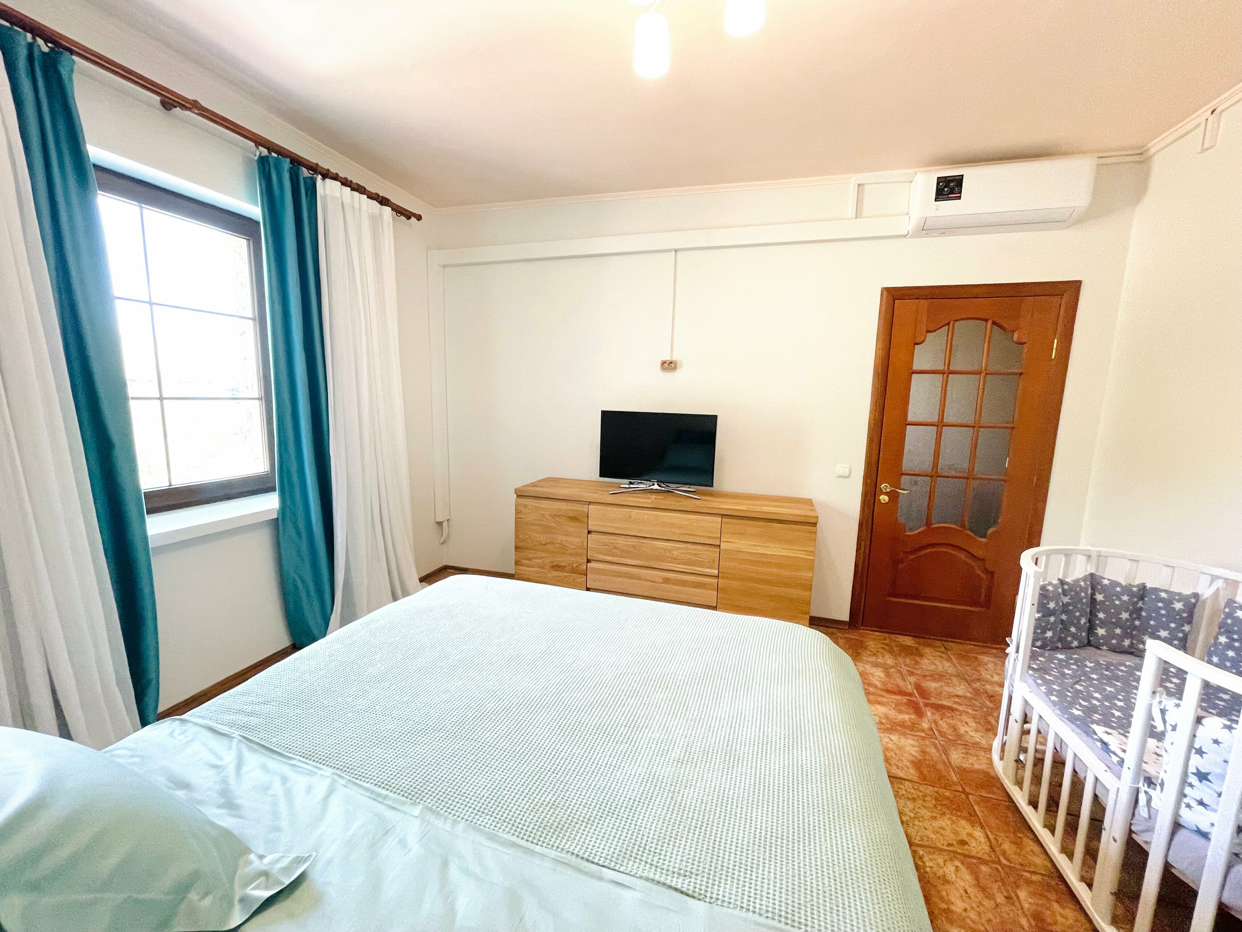 Cемейный номер с собственной ванной комнатой