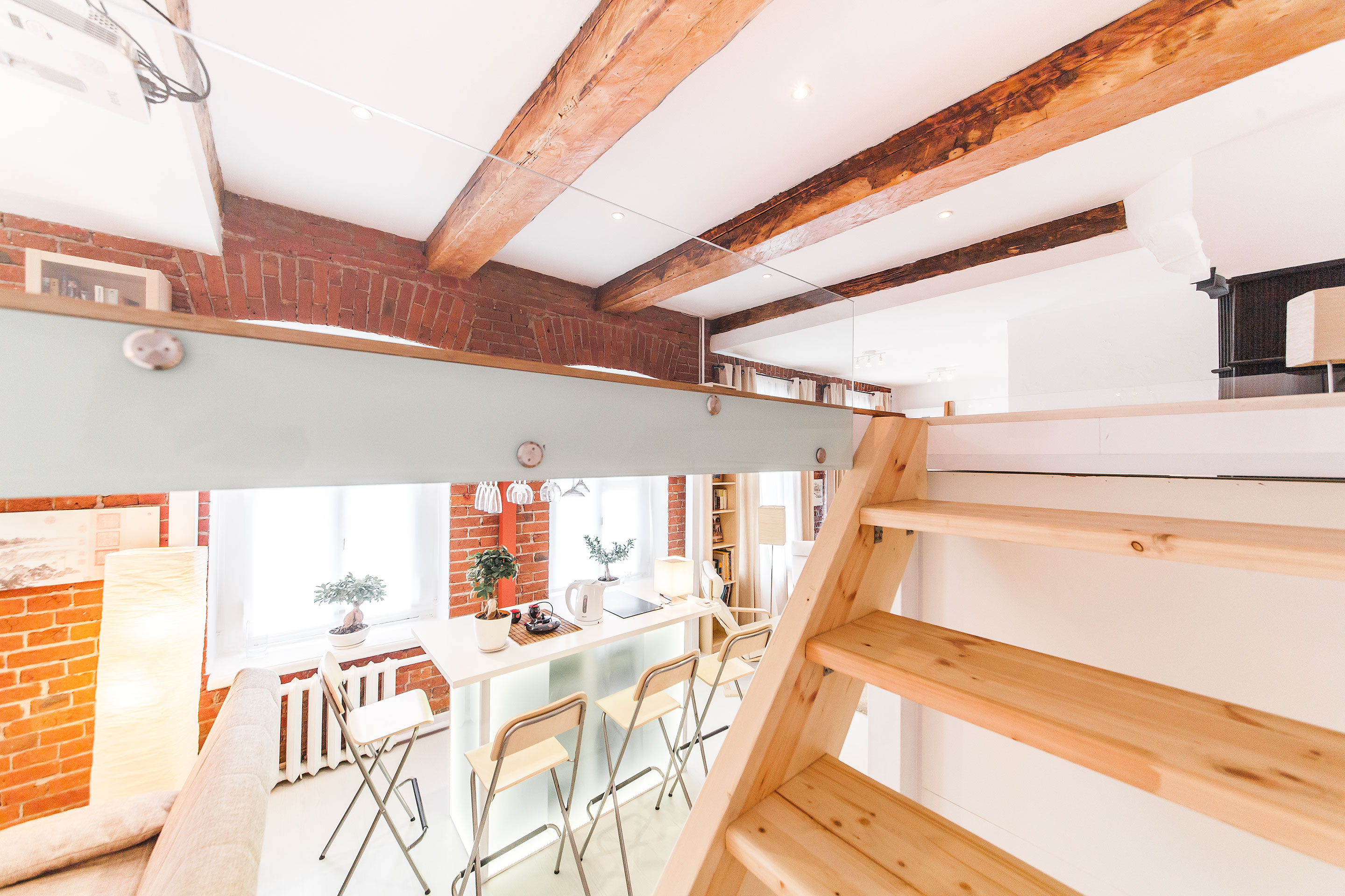 Двухуровневый номер-студия