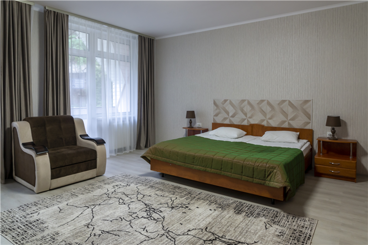 Улучшенный трехместный номер