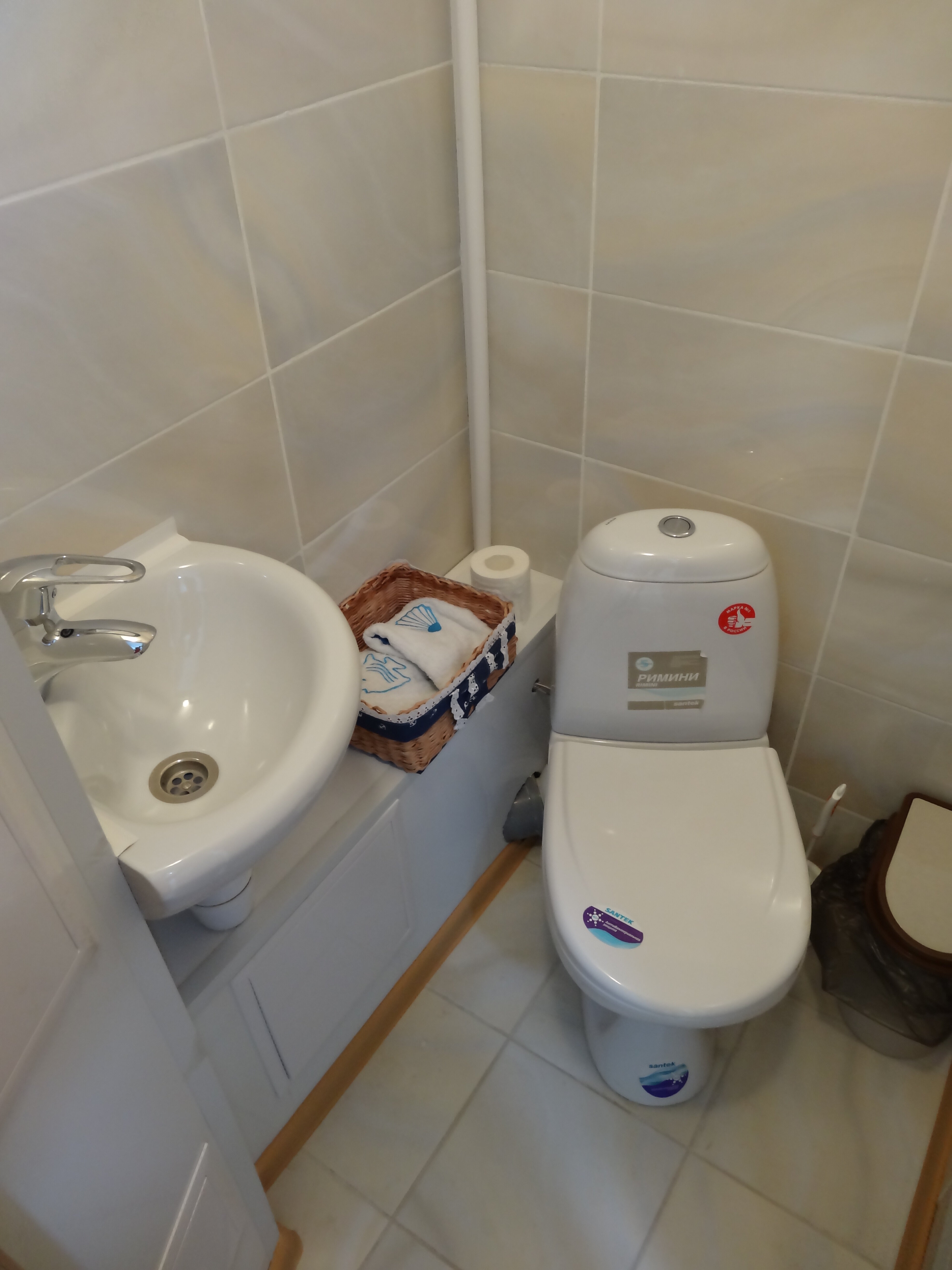 Одноместный номер с общим душем и туалетом