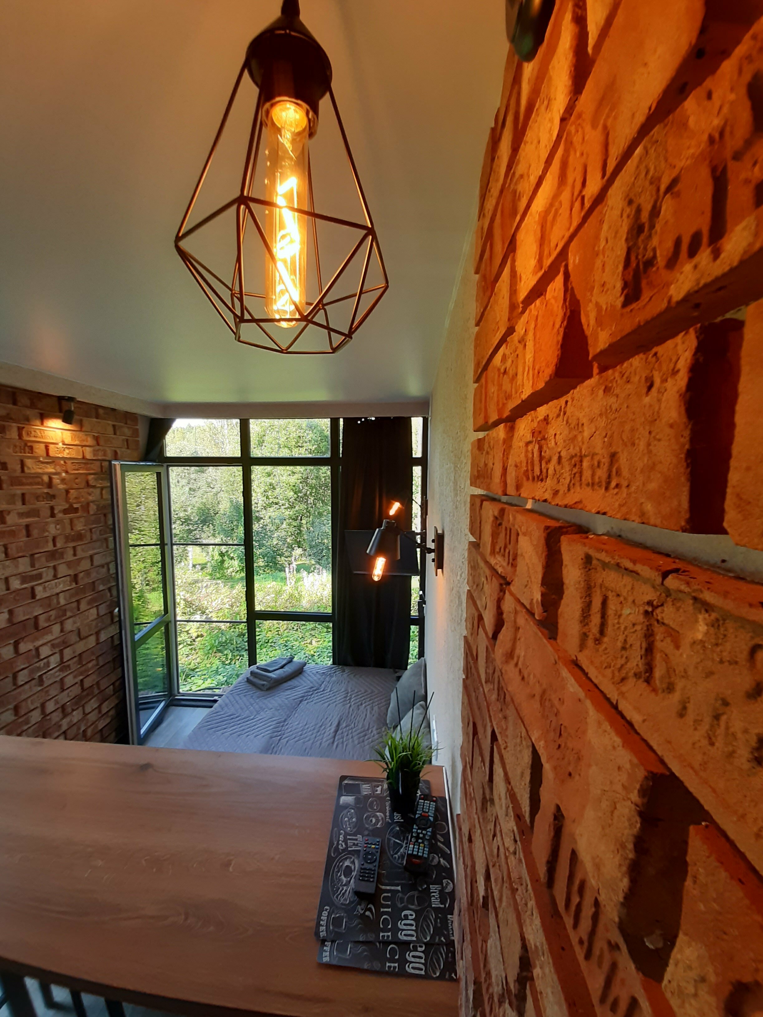 Трехместный номер с собственной ванной комнатой