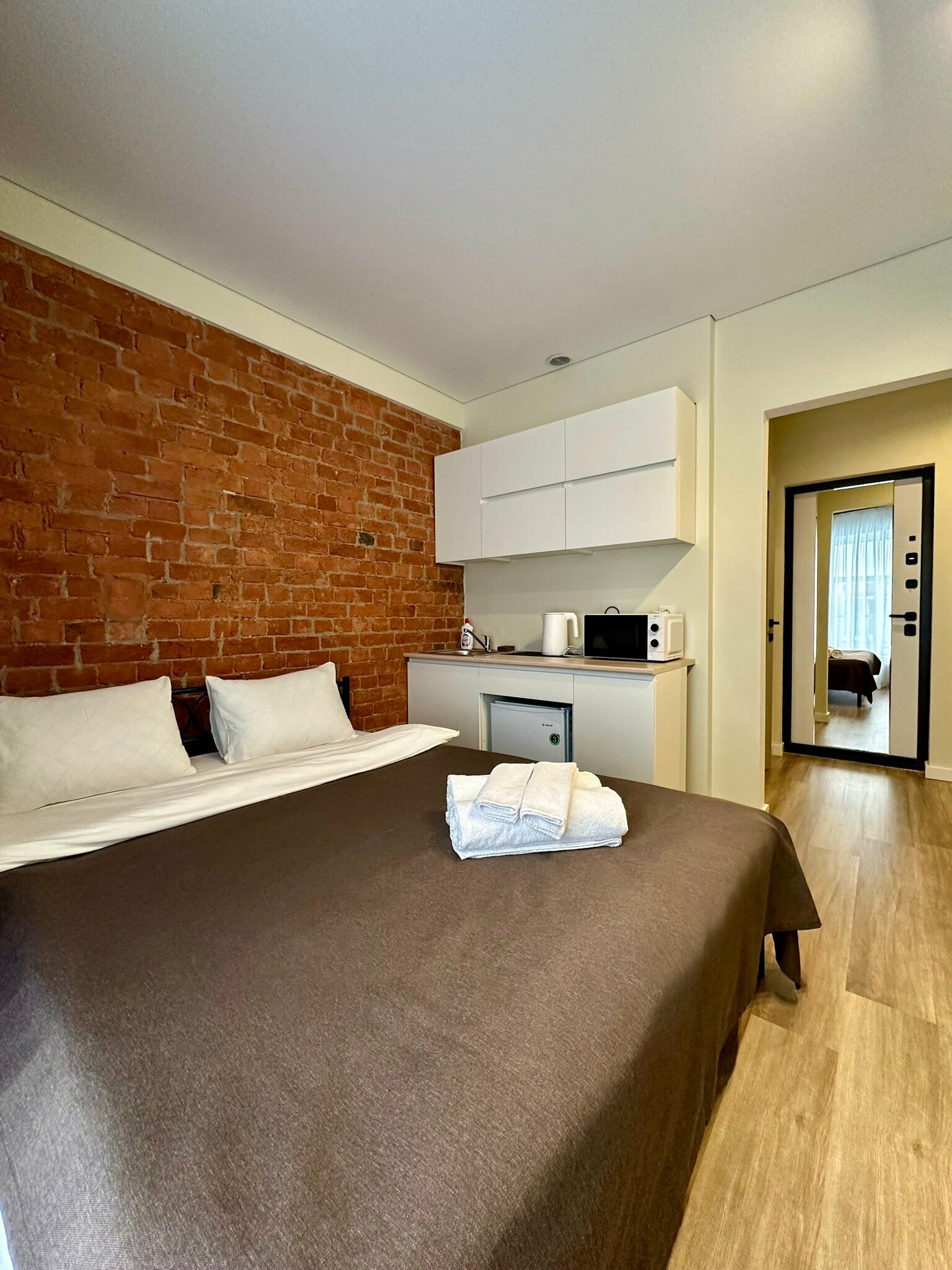 Улучшенный номер с кроватью размера «queen-size»