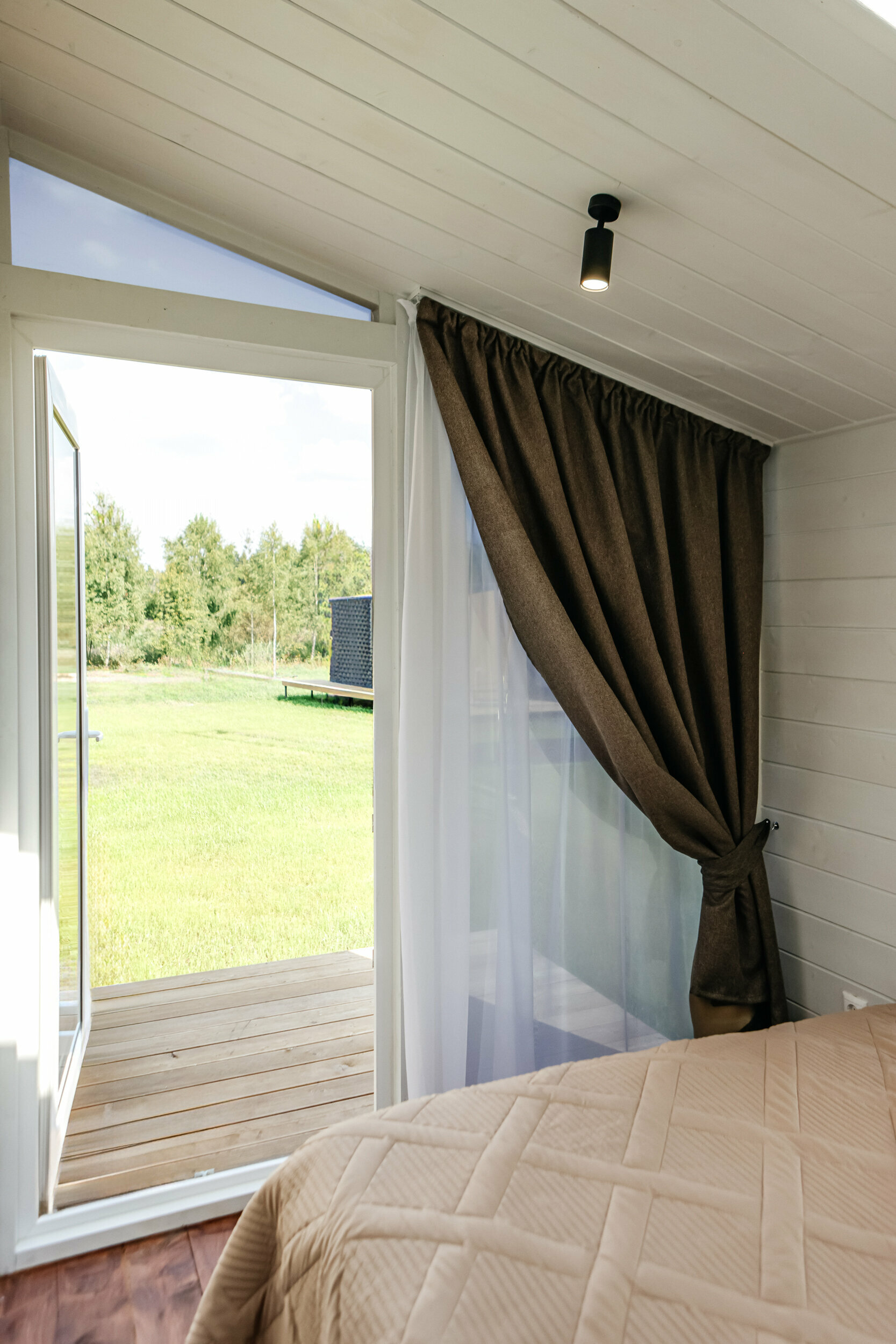 Двухуровневый четырехместный номер