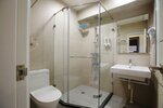 Стандартный двухместный номер с 2 односпальными кроватями в Loosha Hostel