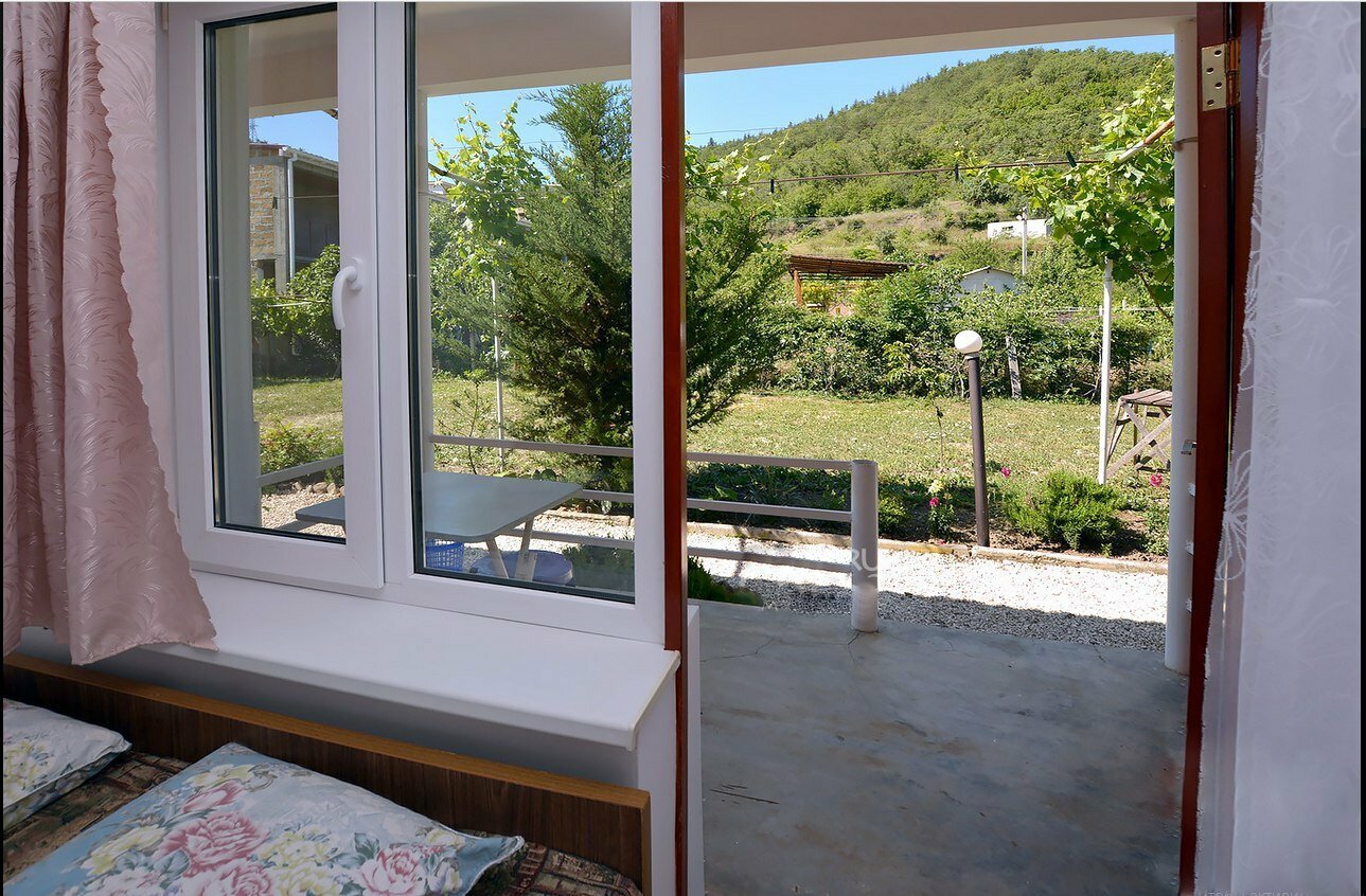 Четырехместный номер с видом на горы