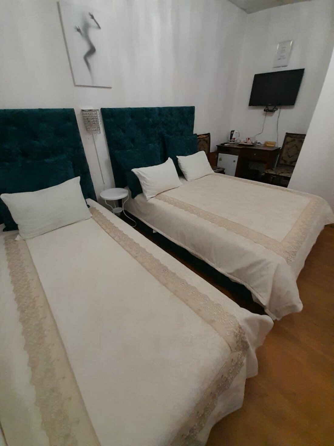 Трехместный номер эконом-класса