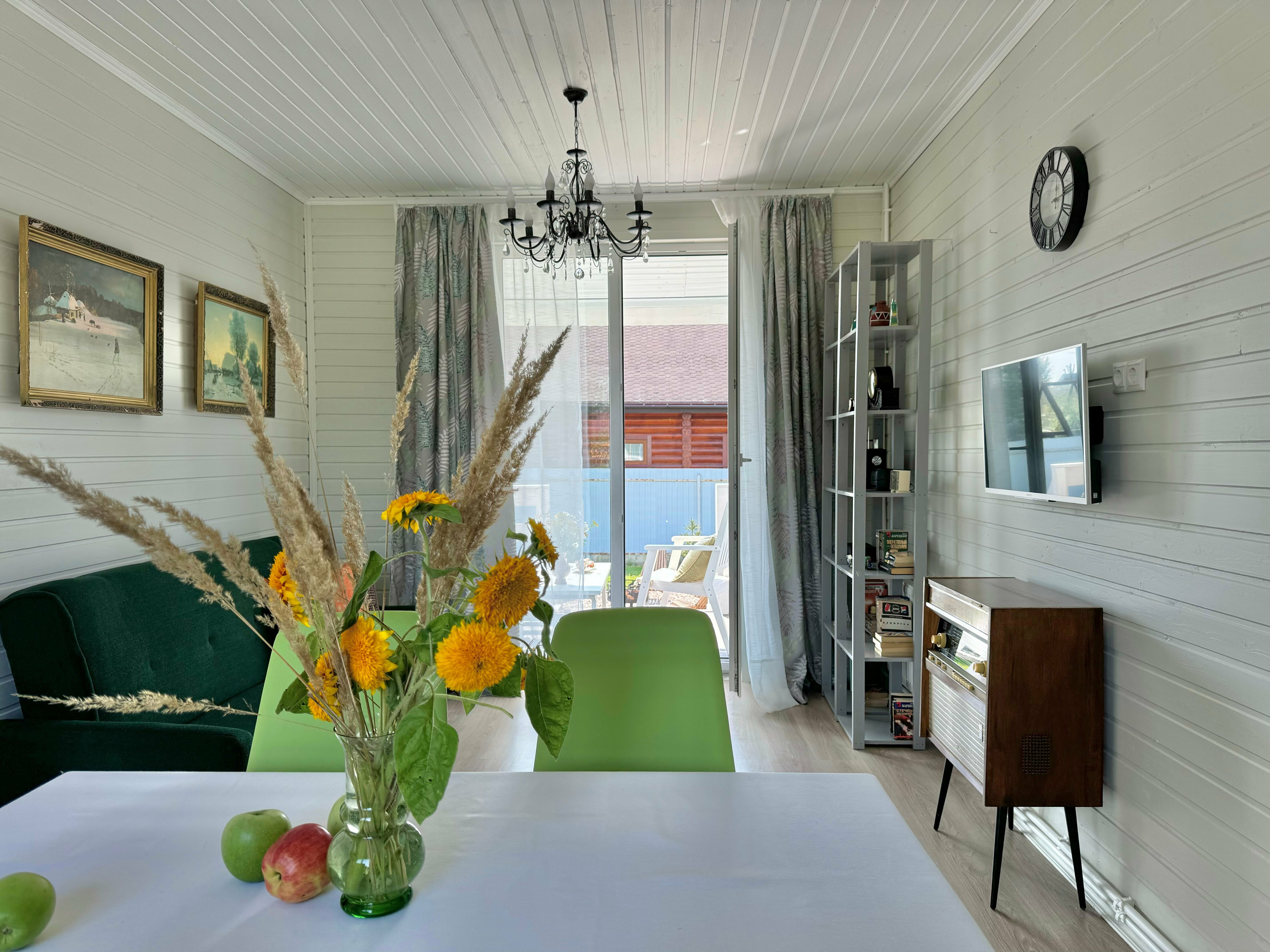 Дом с видом на лес