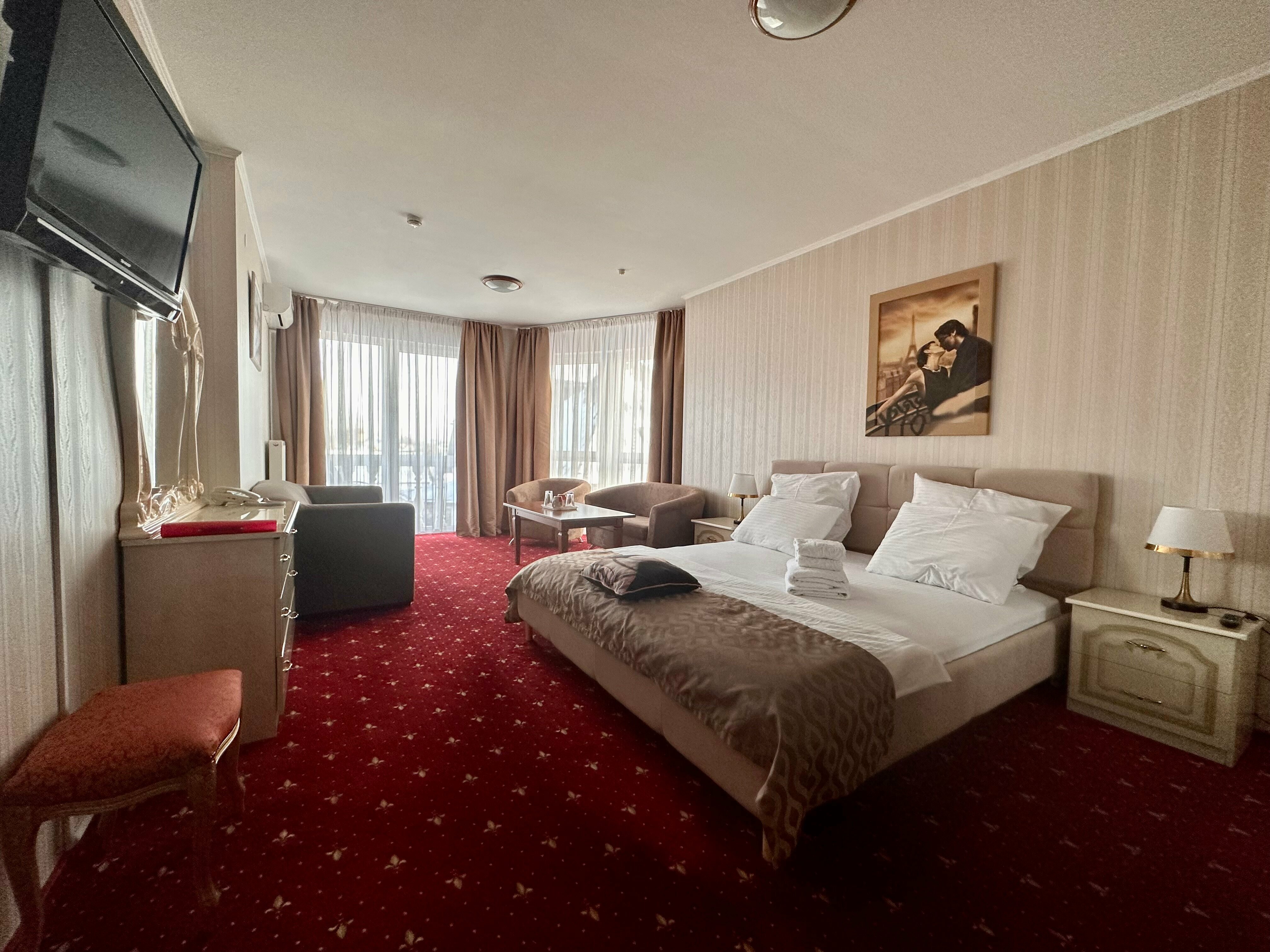 Люкс с балконом