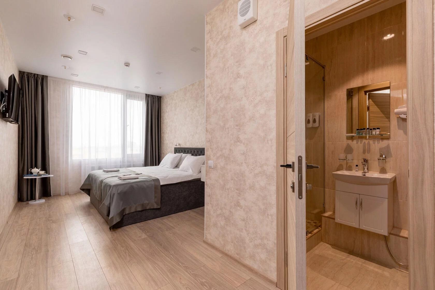 Номер стандарт с 1 двуспальной кроватью