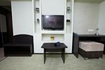 Номер люкс с 2 односпальными кроватями в Орбита