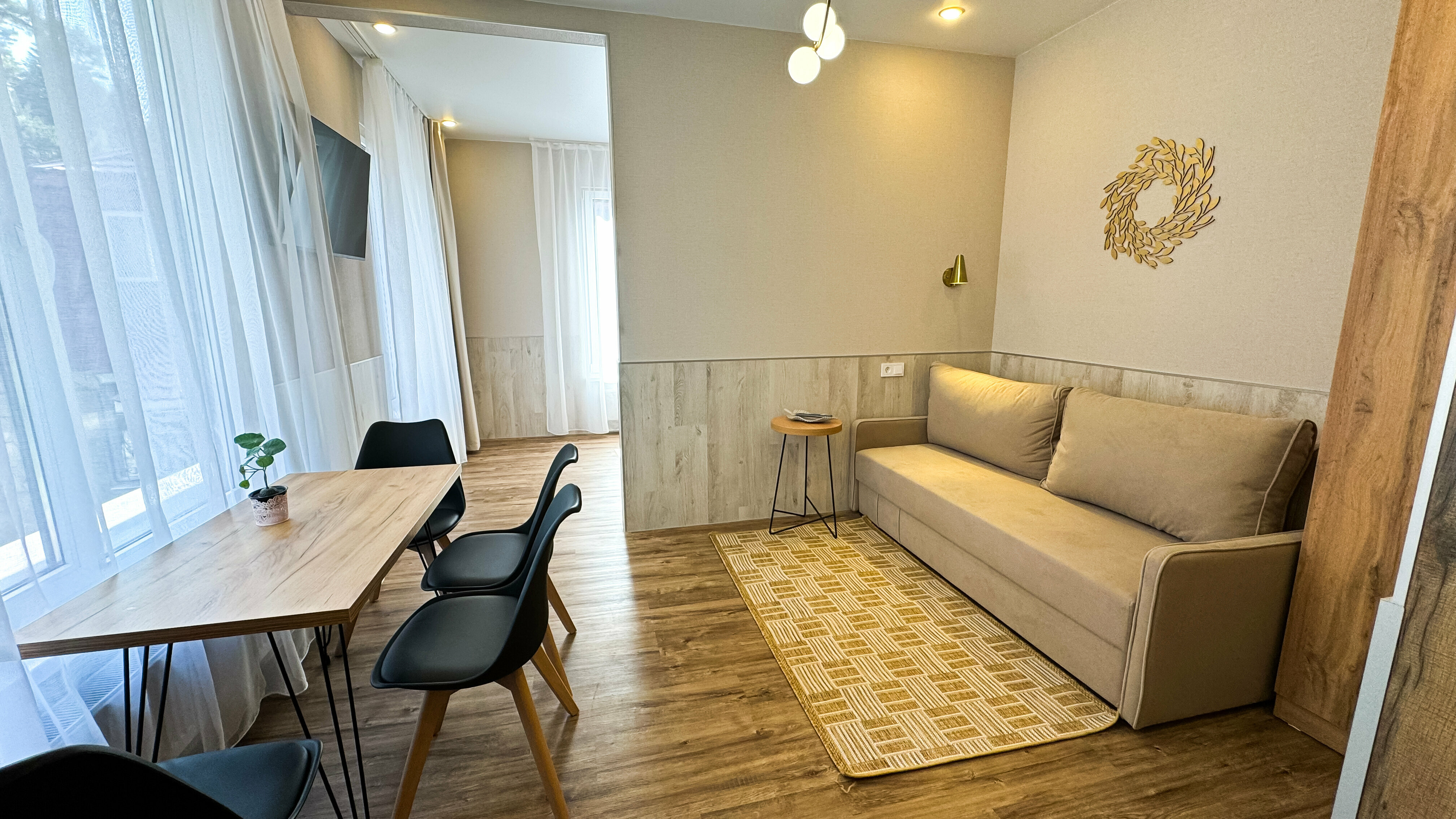 Улучшенные апартаменты