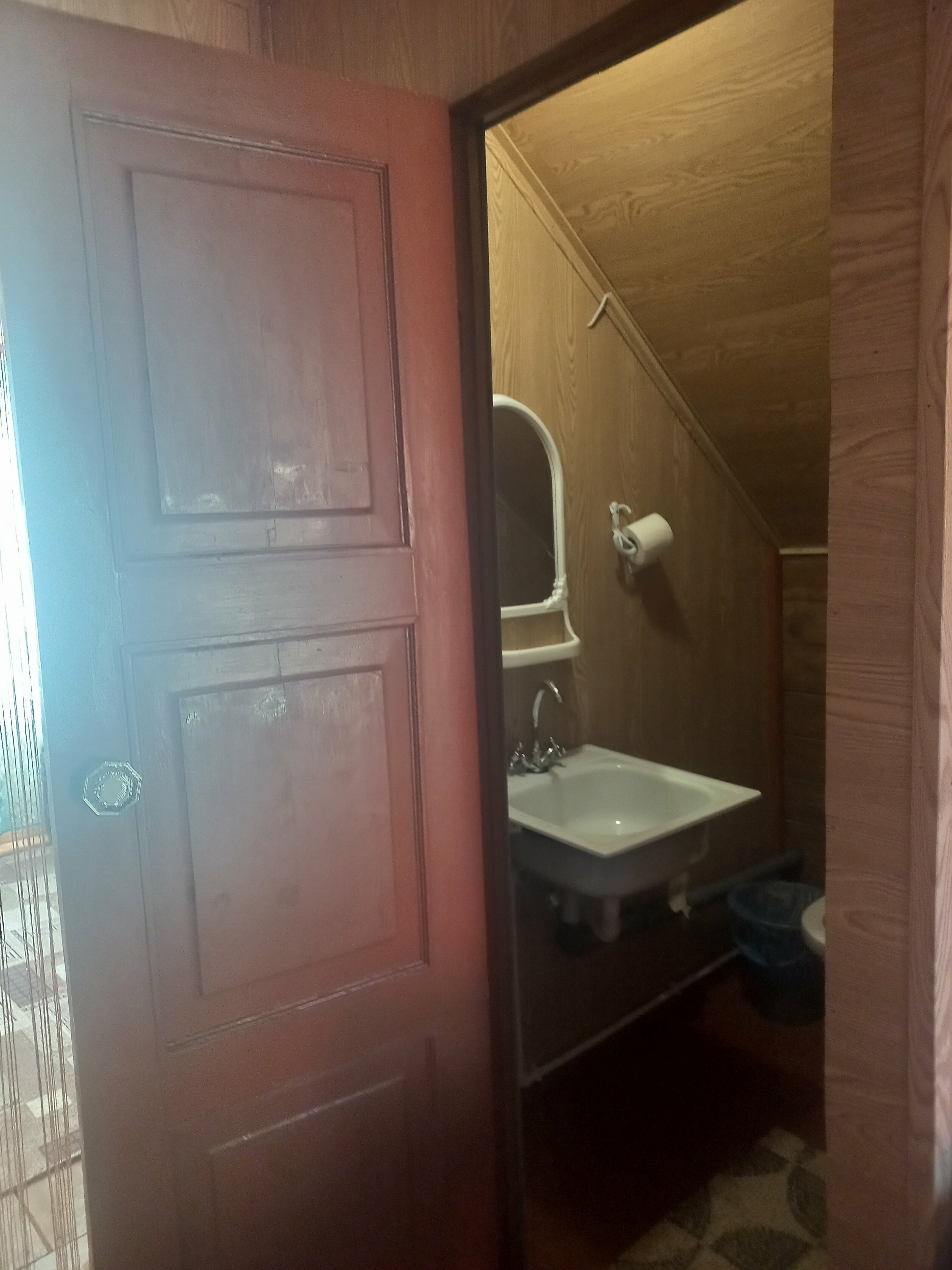 Трехместный номер с основными удобствами