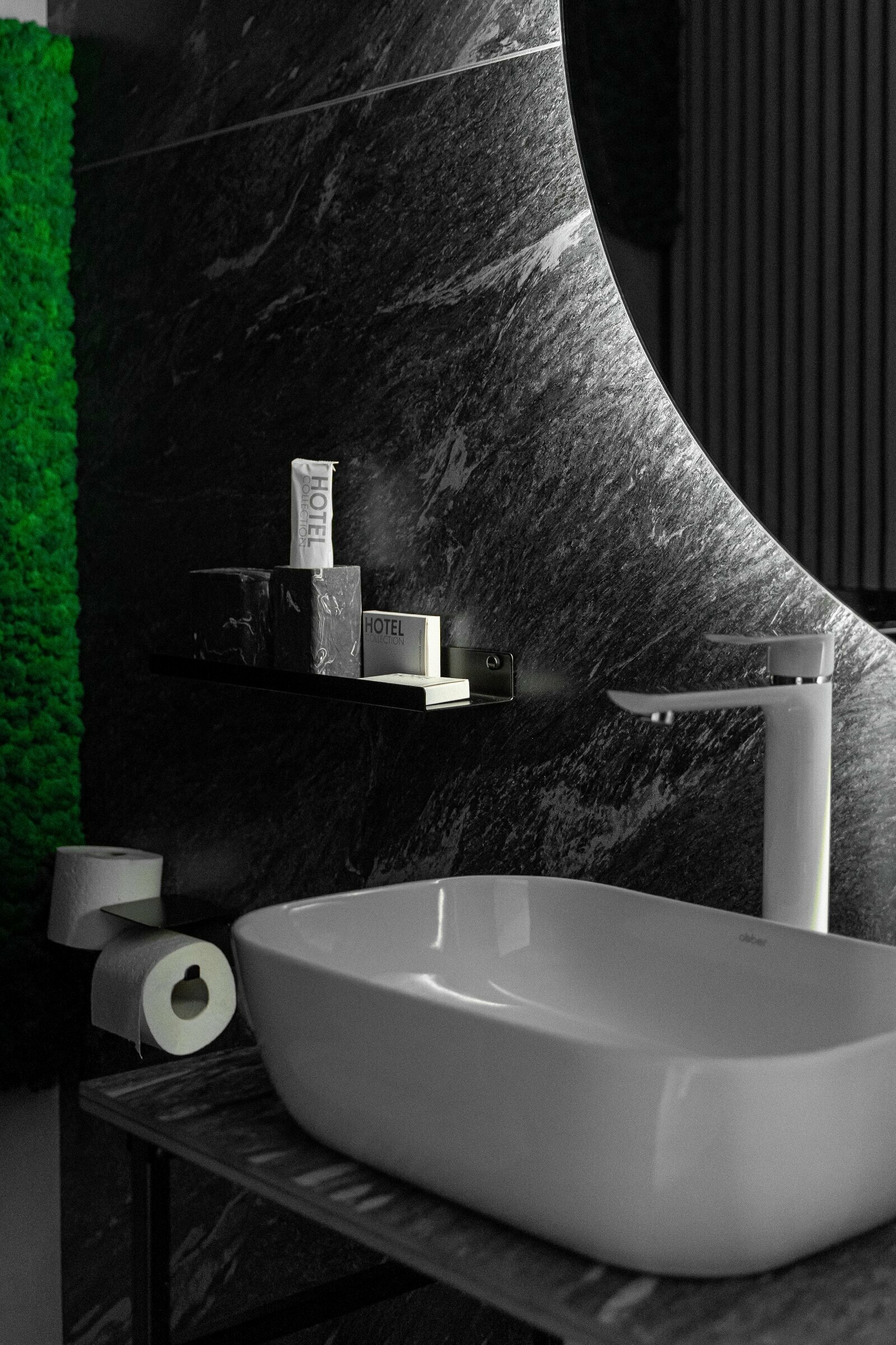 Дом с видом на лес