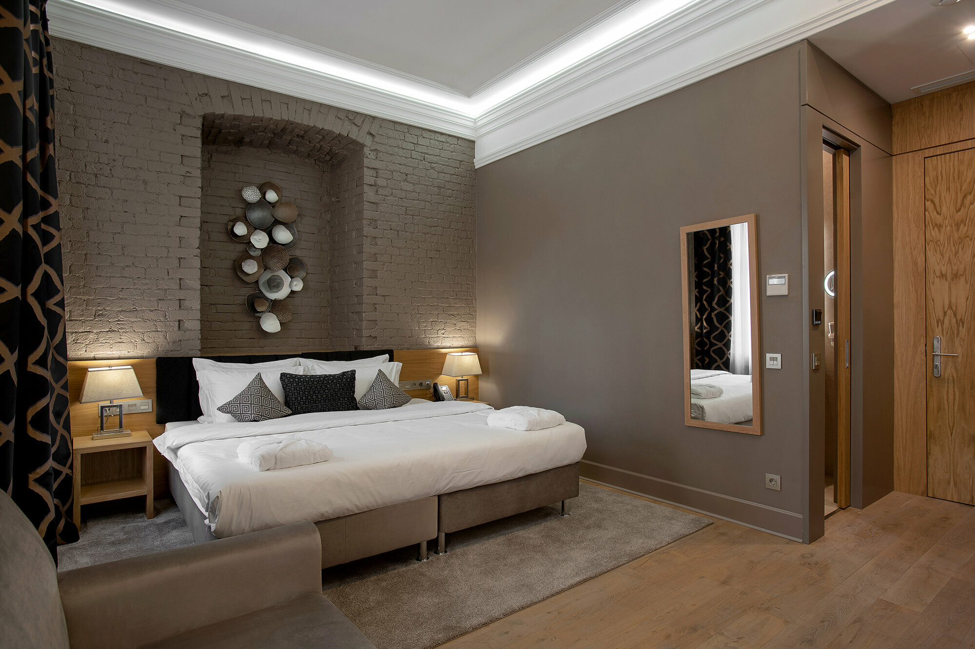 Улучшенный трехместный номер