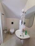 Комната улучшенная с 1 односпальной кроватью в Orange House
