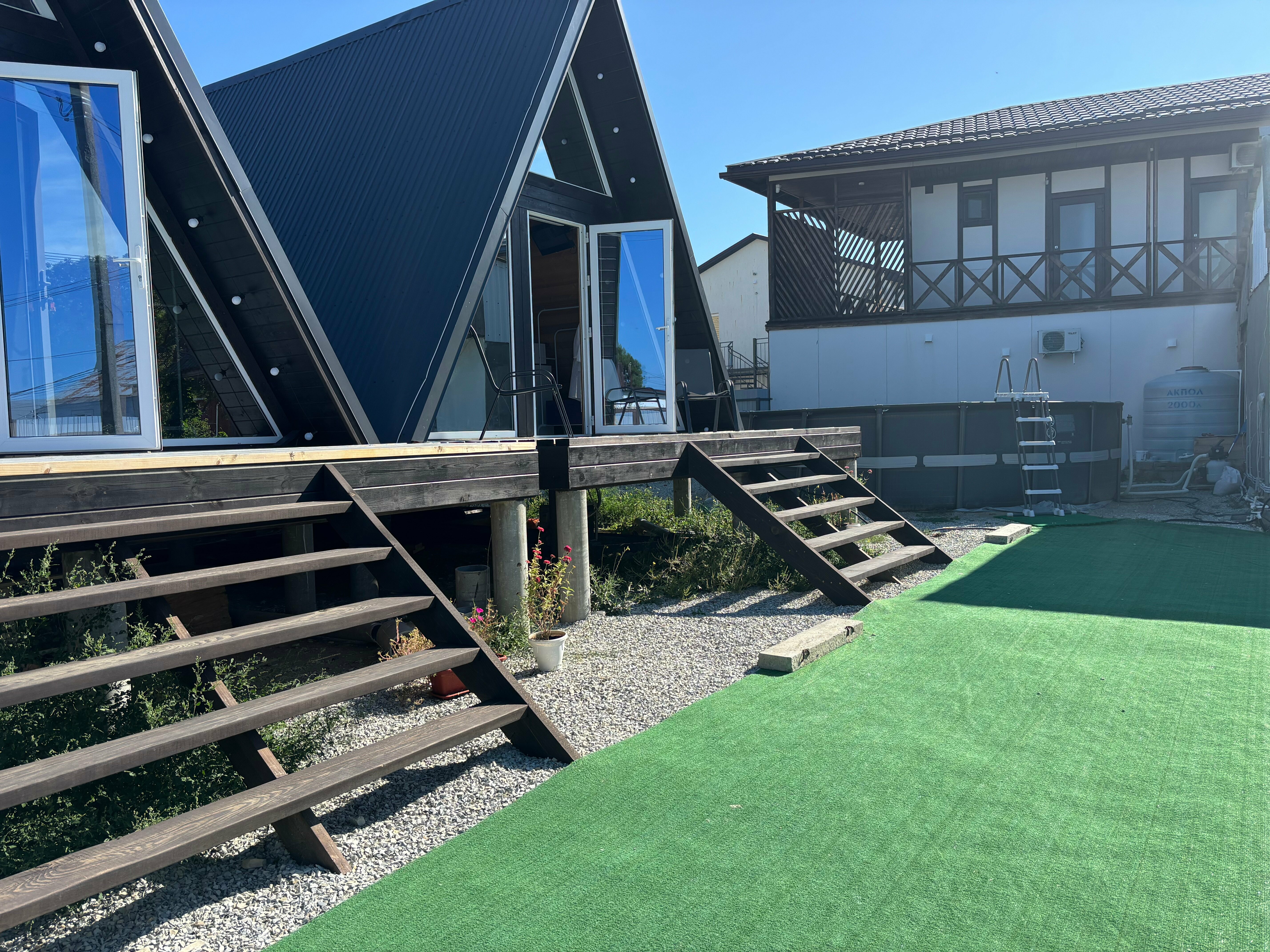 Четырехместный номер с видом на горы