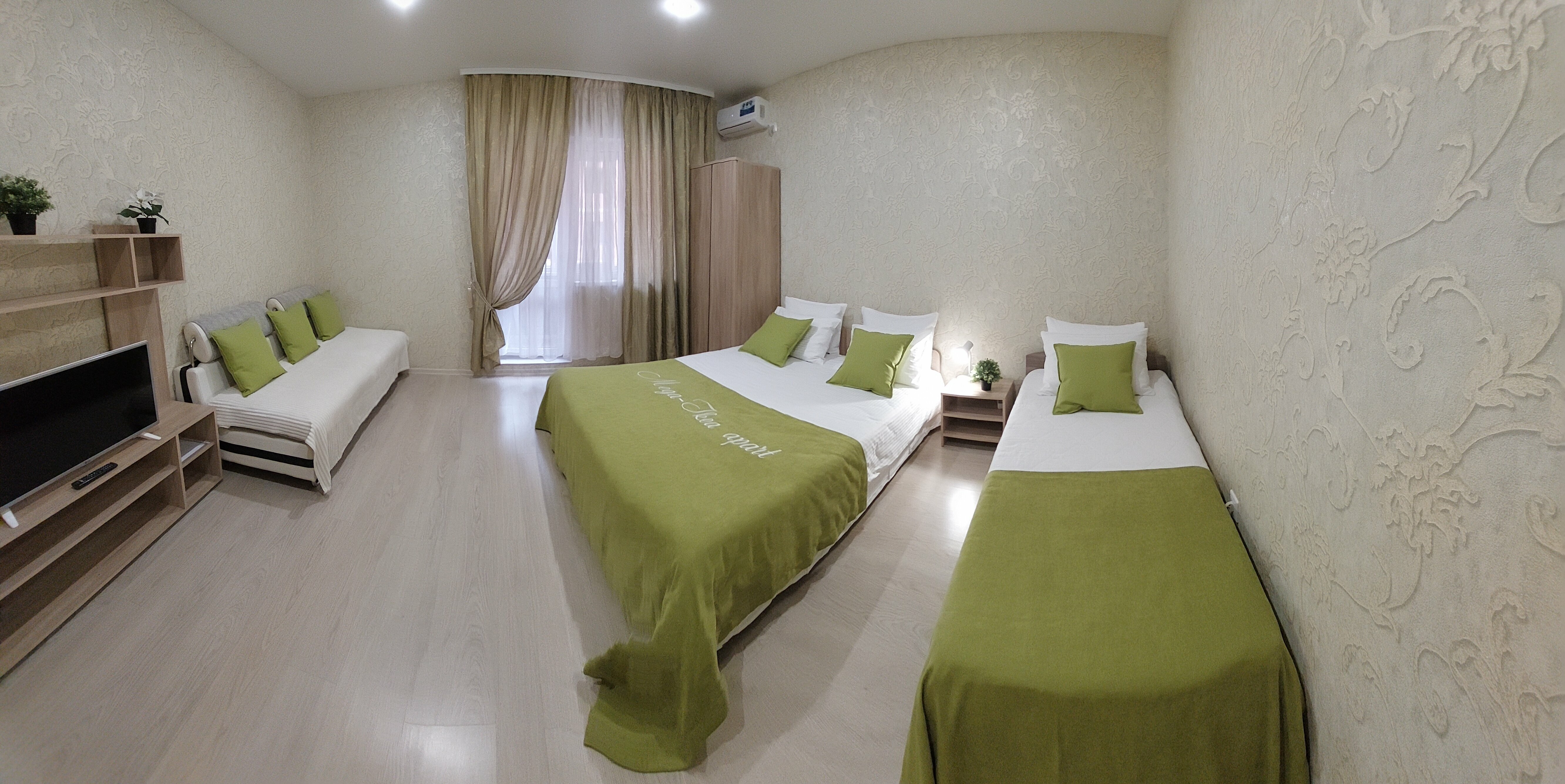 Семейный номер с ванной комнатой