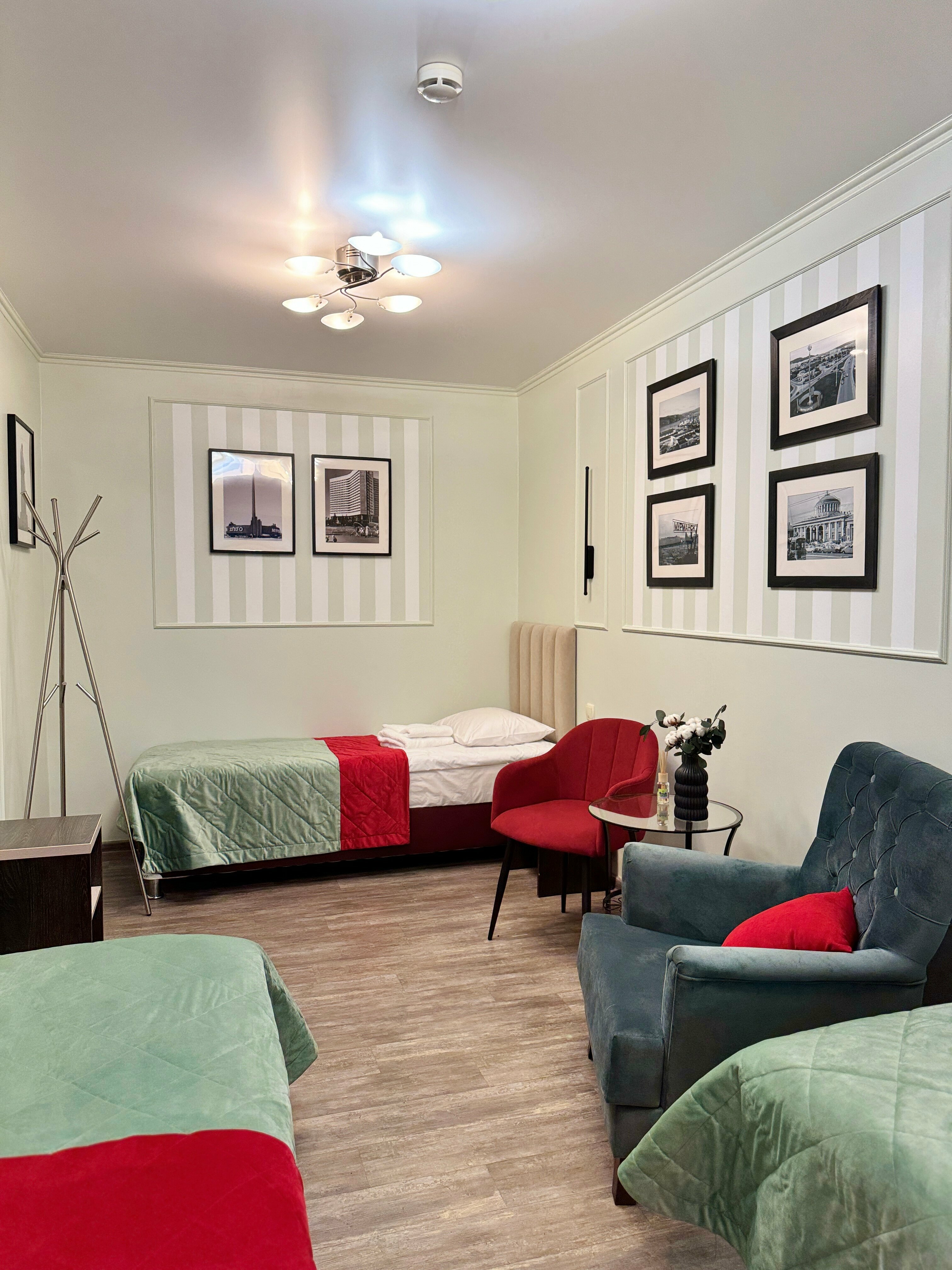 Трехместный номер с общим туалетом