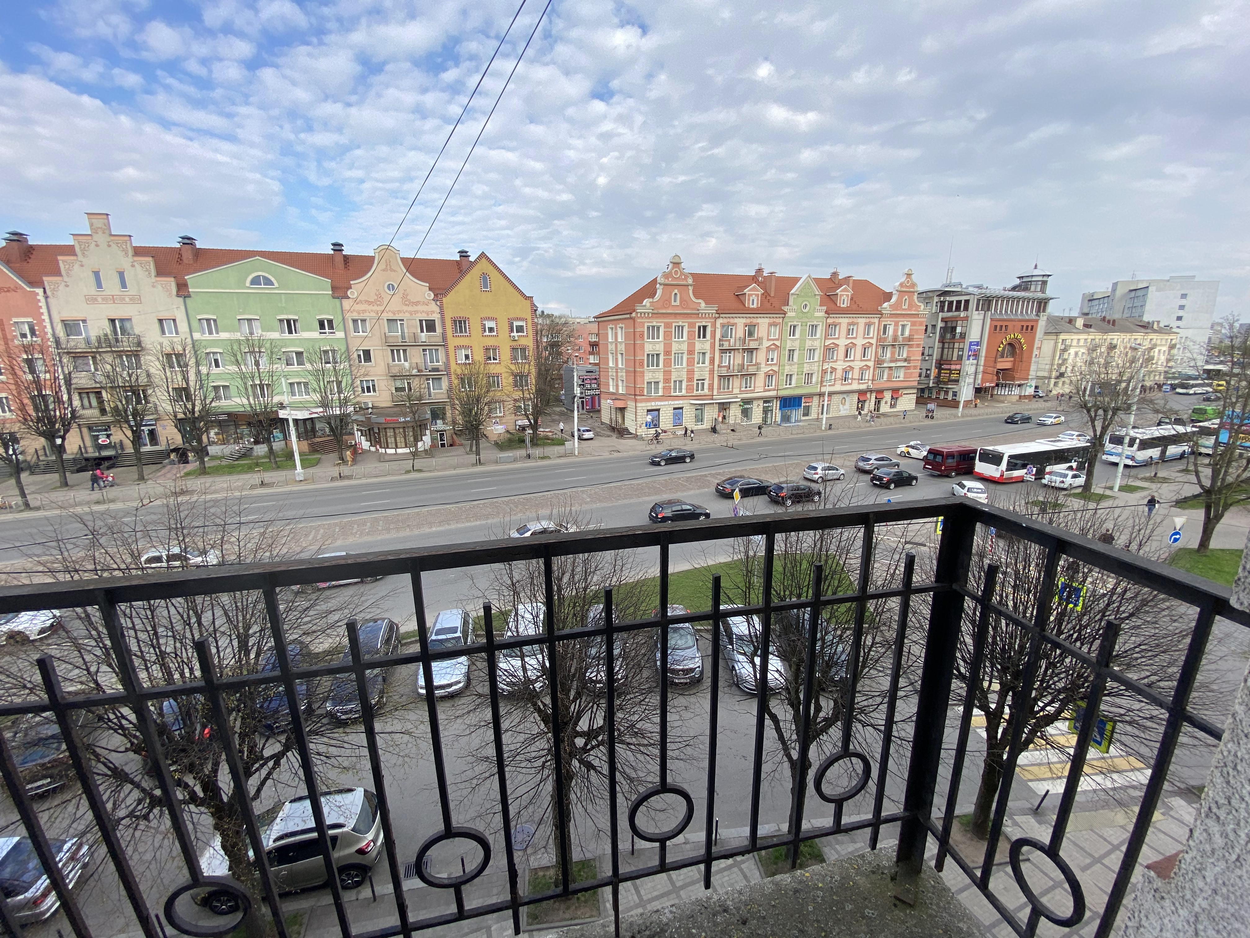 Cемейный номер с собственной ванной комнатой