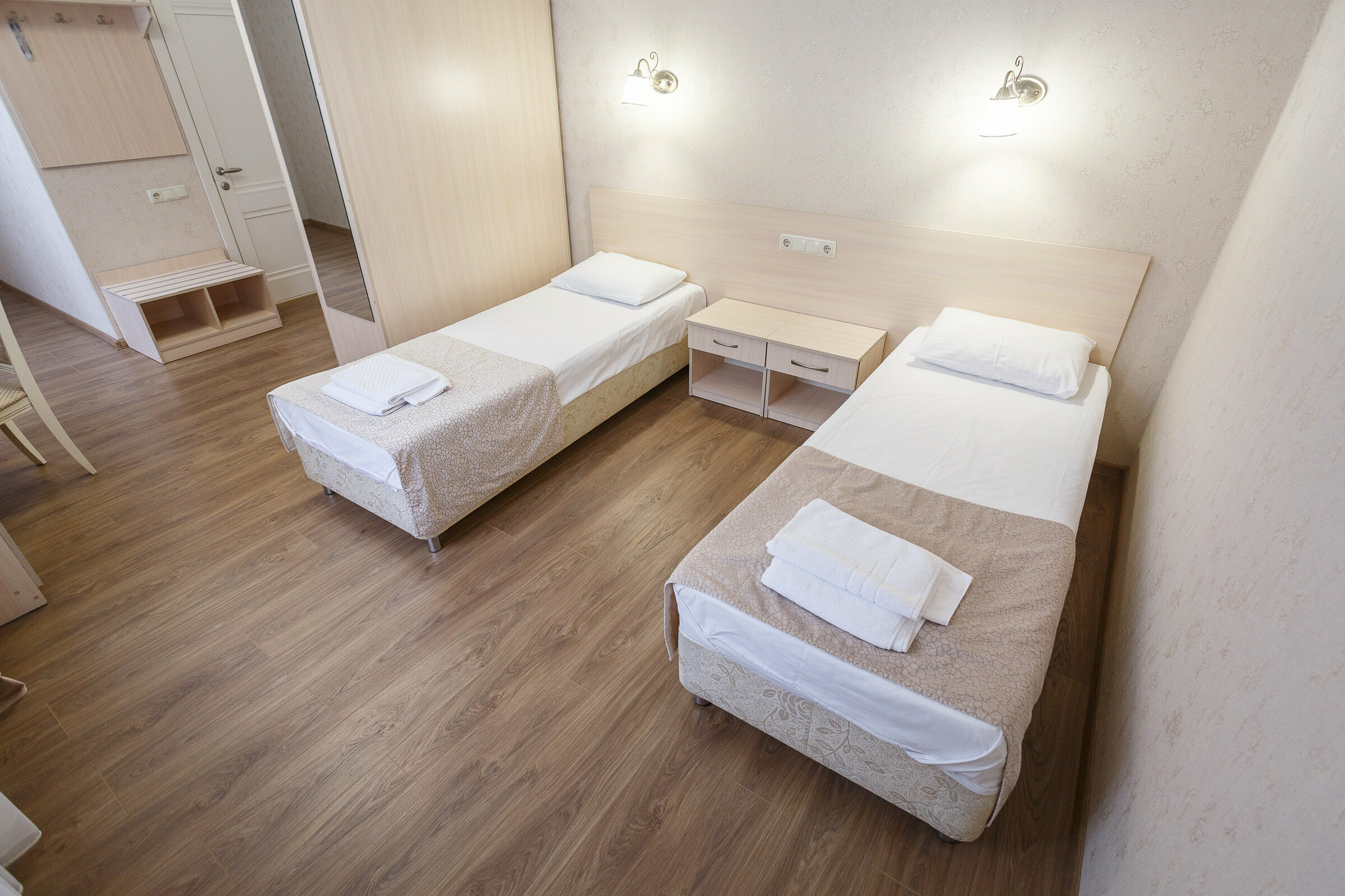 Двухместный номер с 2 отдельными кроватями и душем