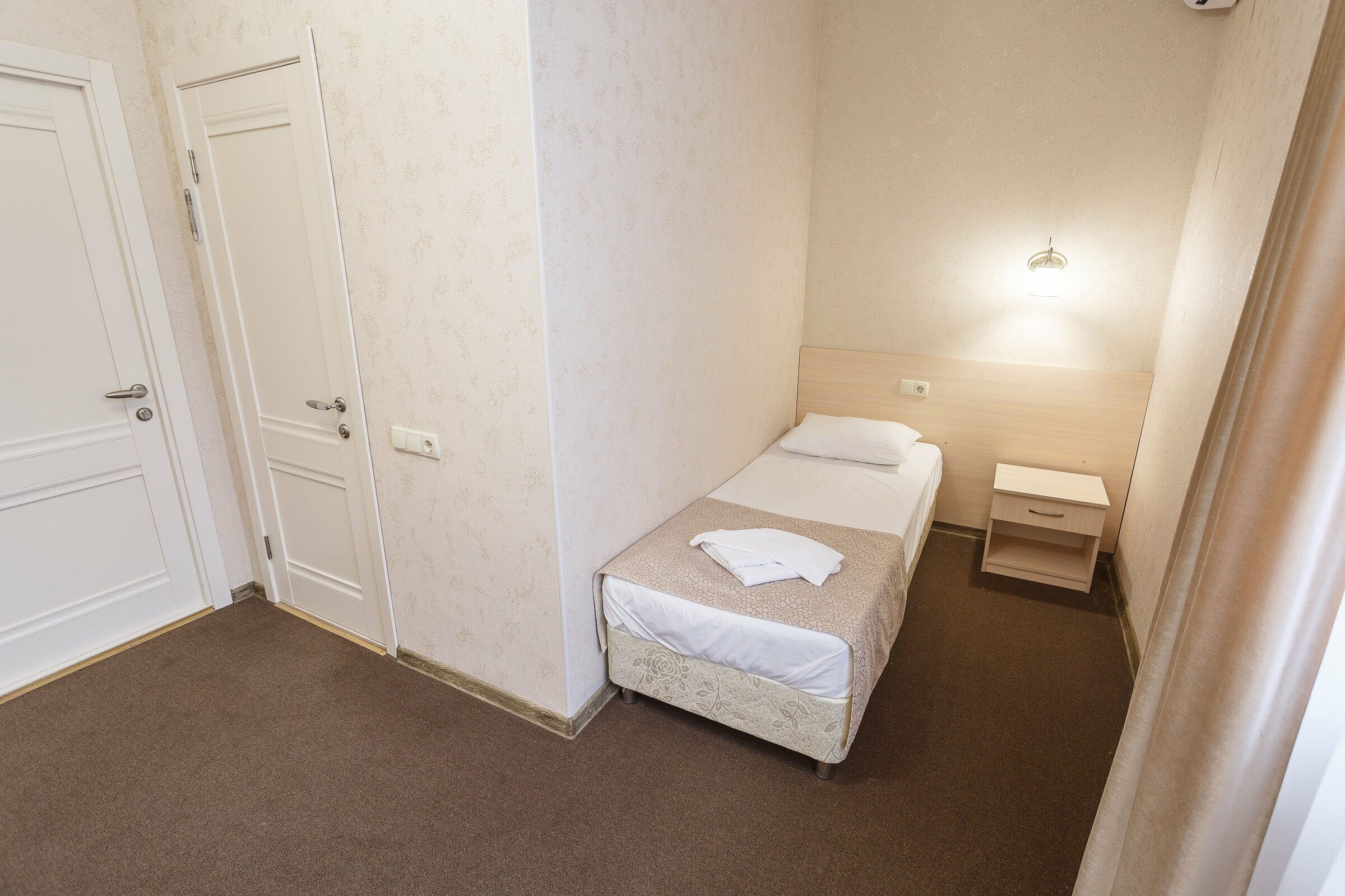 Одноместный номер с видом на горы