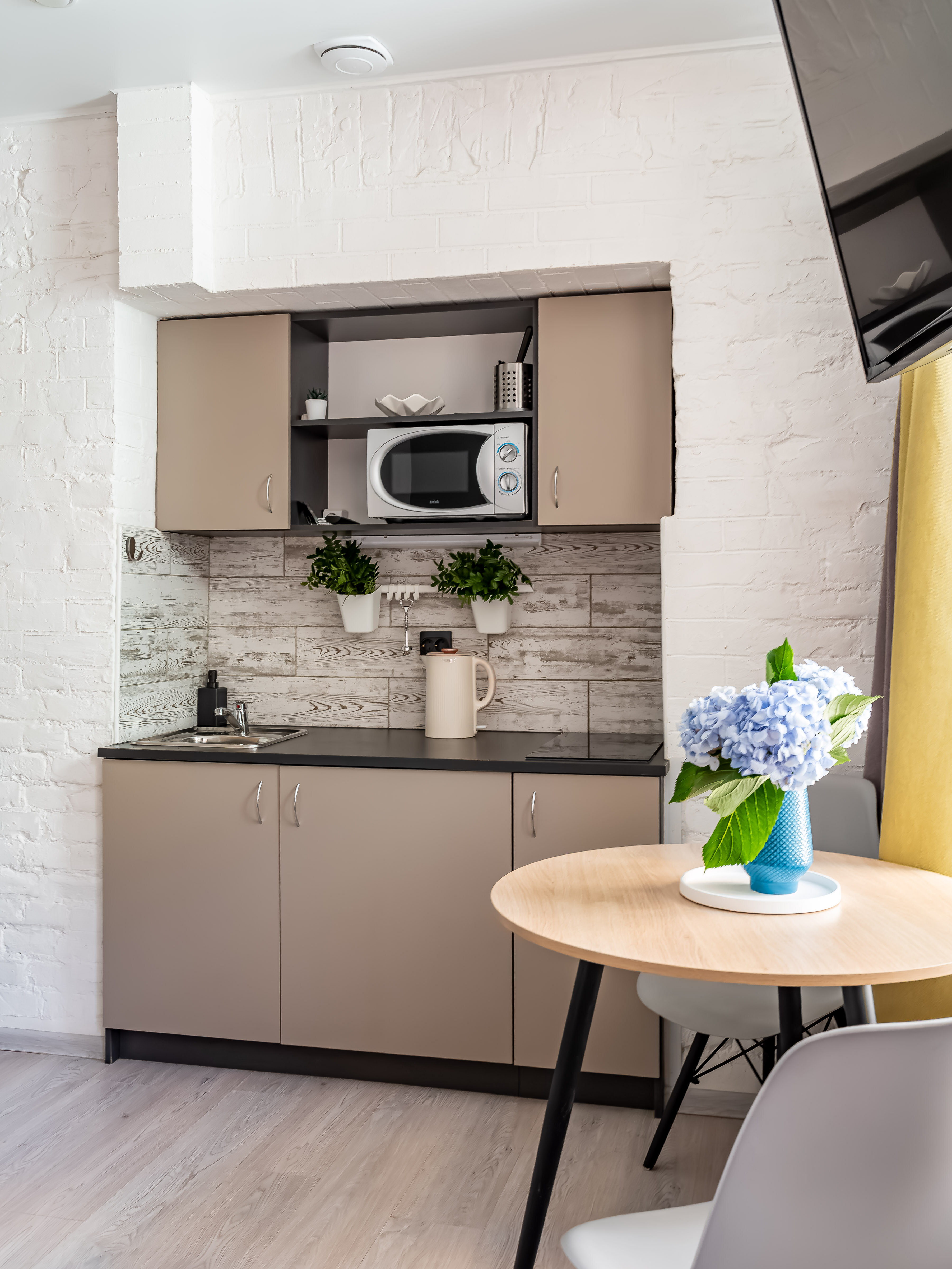 Улучшенный трехместный номер