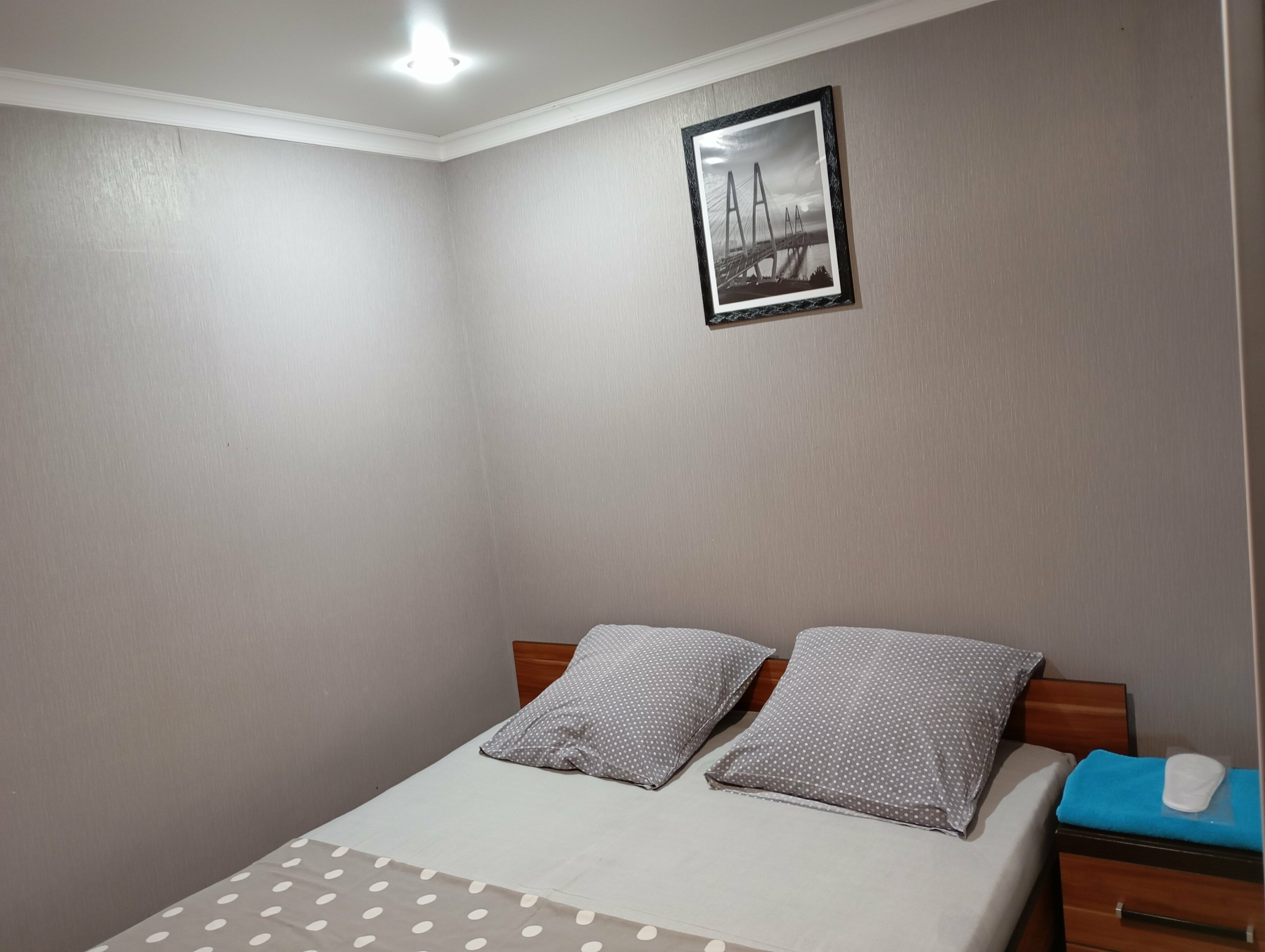 Трехместный номер «Комфорт» с душем