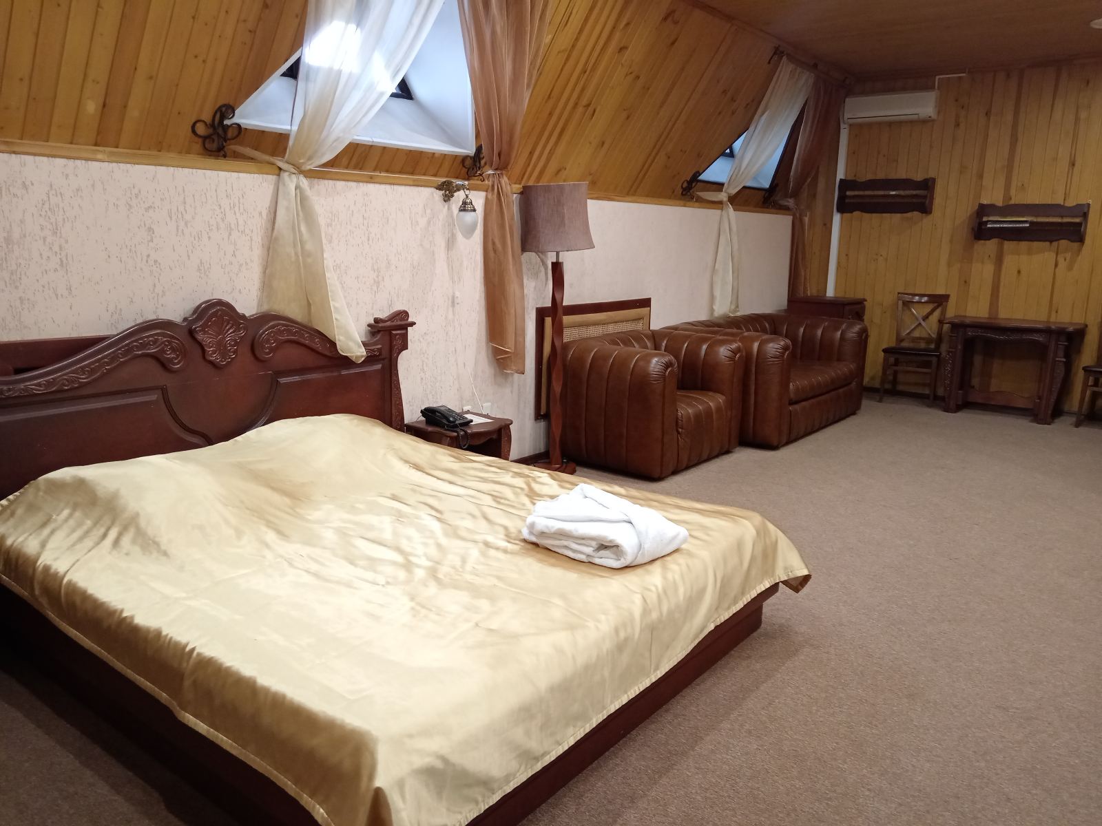 Номер Делюкс с кроватью размера «king-size»