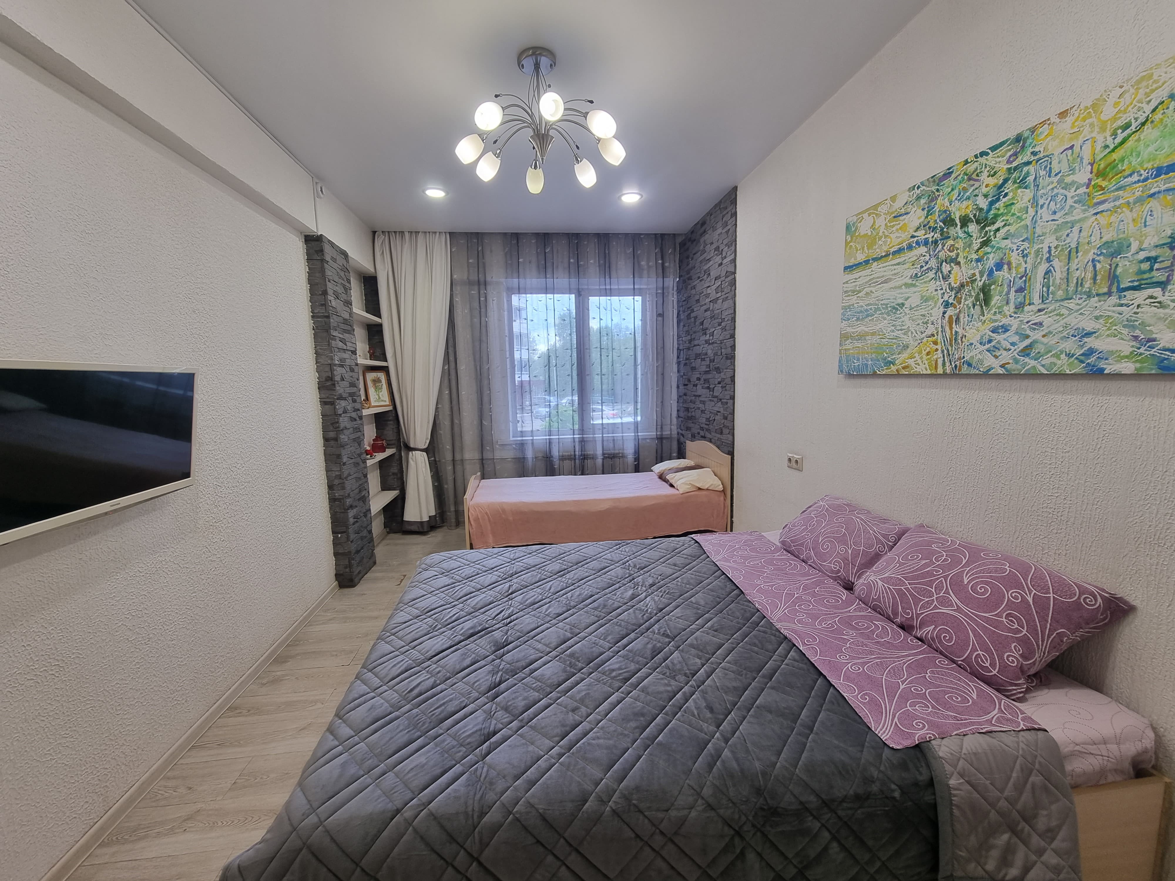 Трехместный номер с основными удобствами