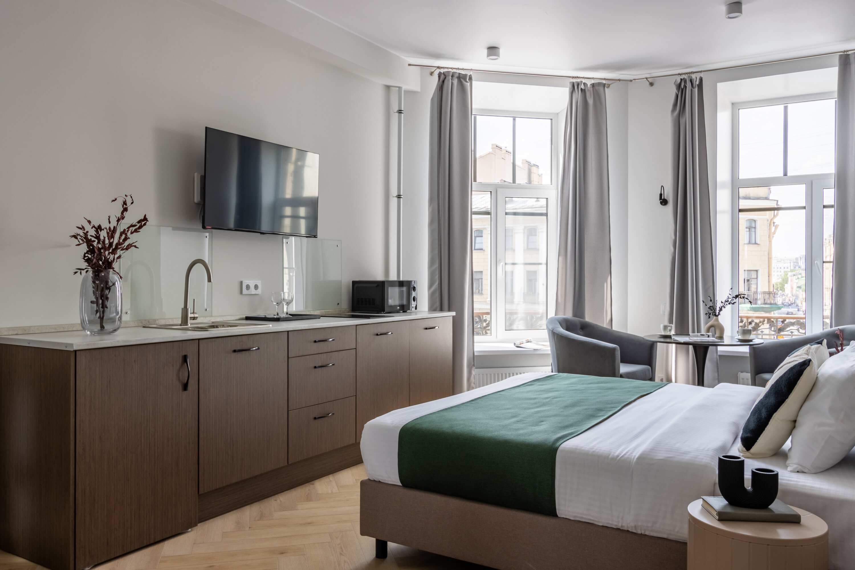 Видовые апартаменты с кухней