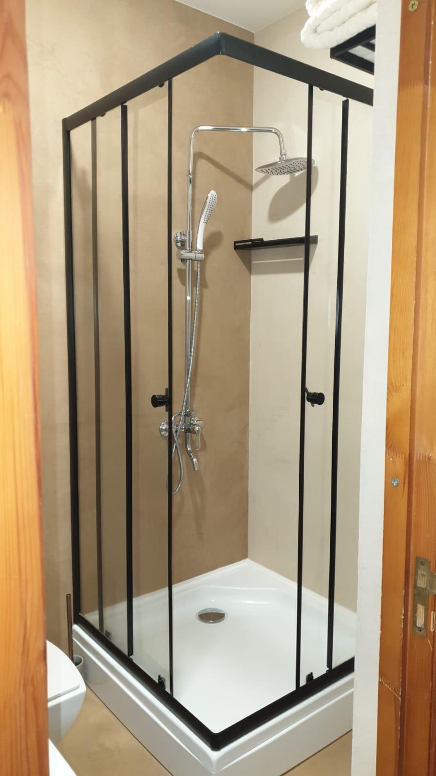 Двухместный номер с 2 отдельными кроватями и балконом