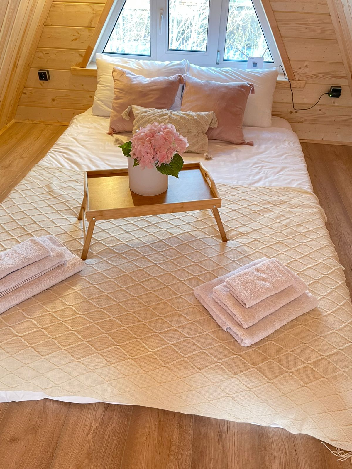 Дом с видом на озеро