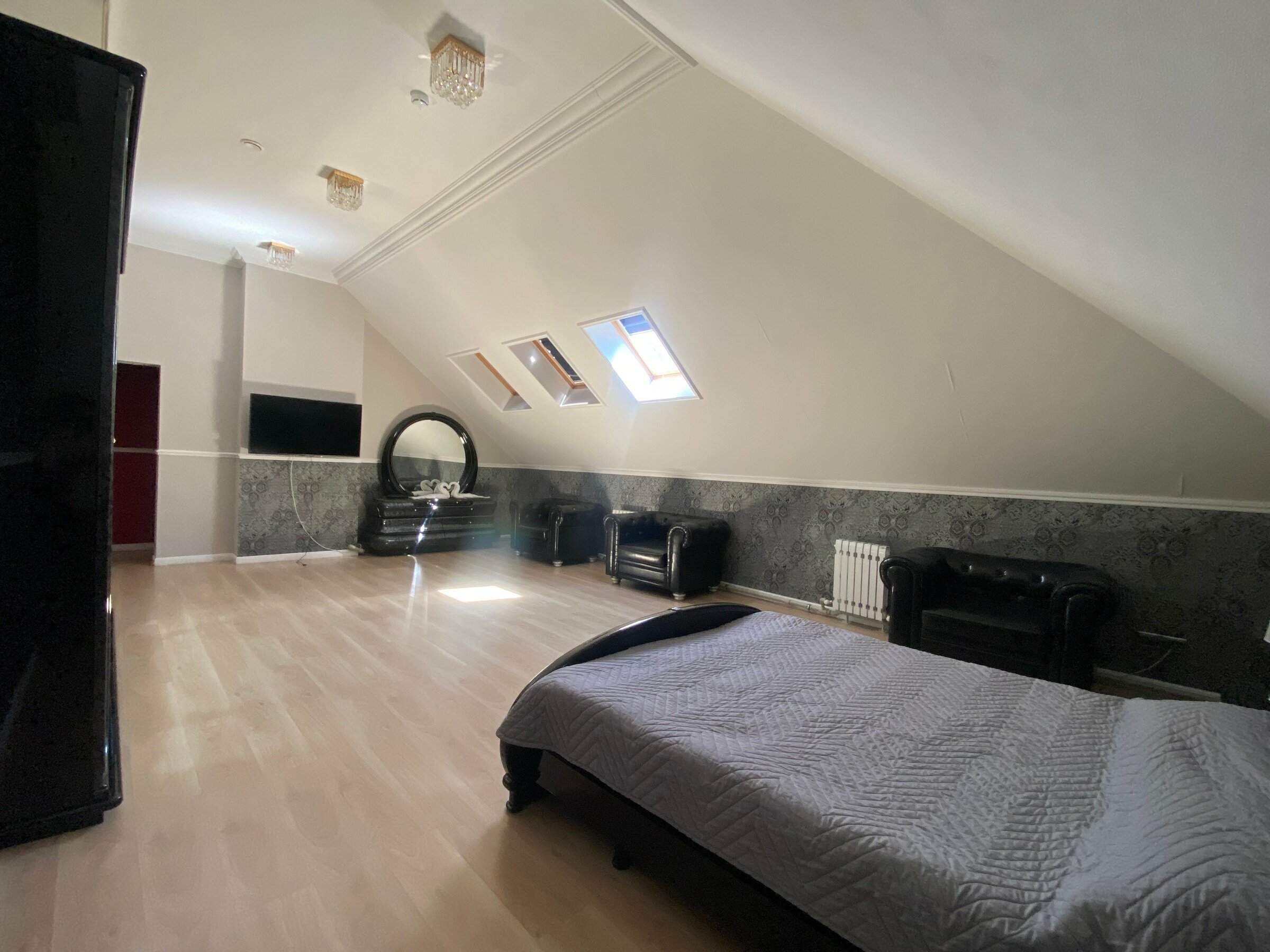 Двухуровневый четырехместный номер