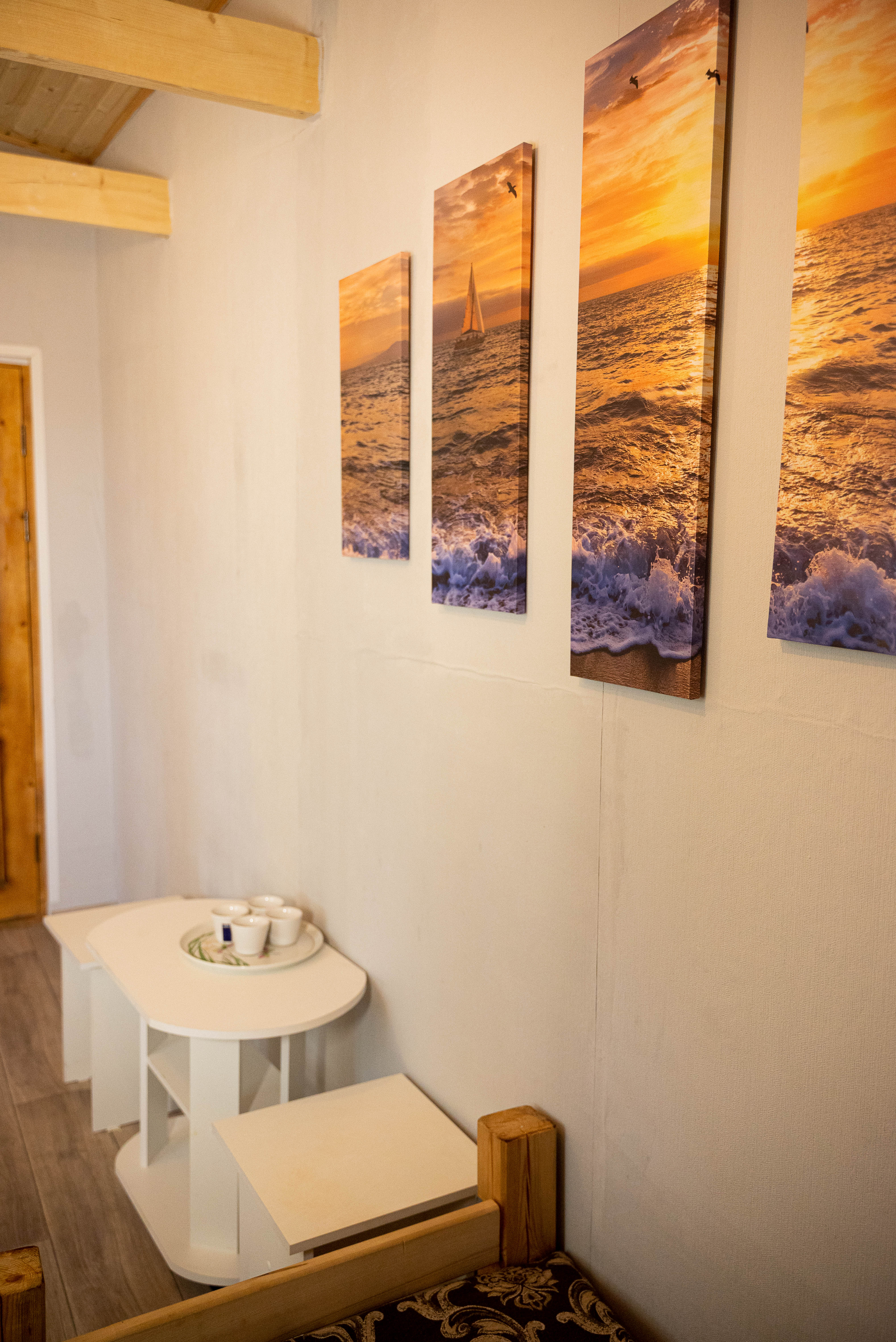 Четырехместный номер с ванной комнатой